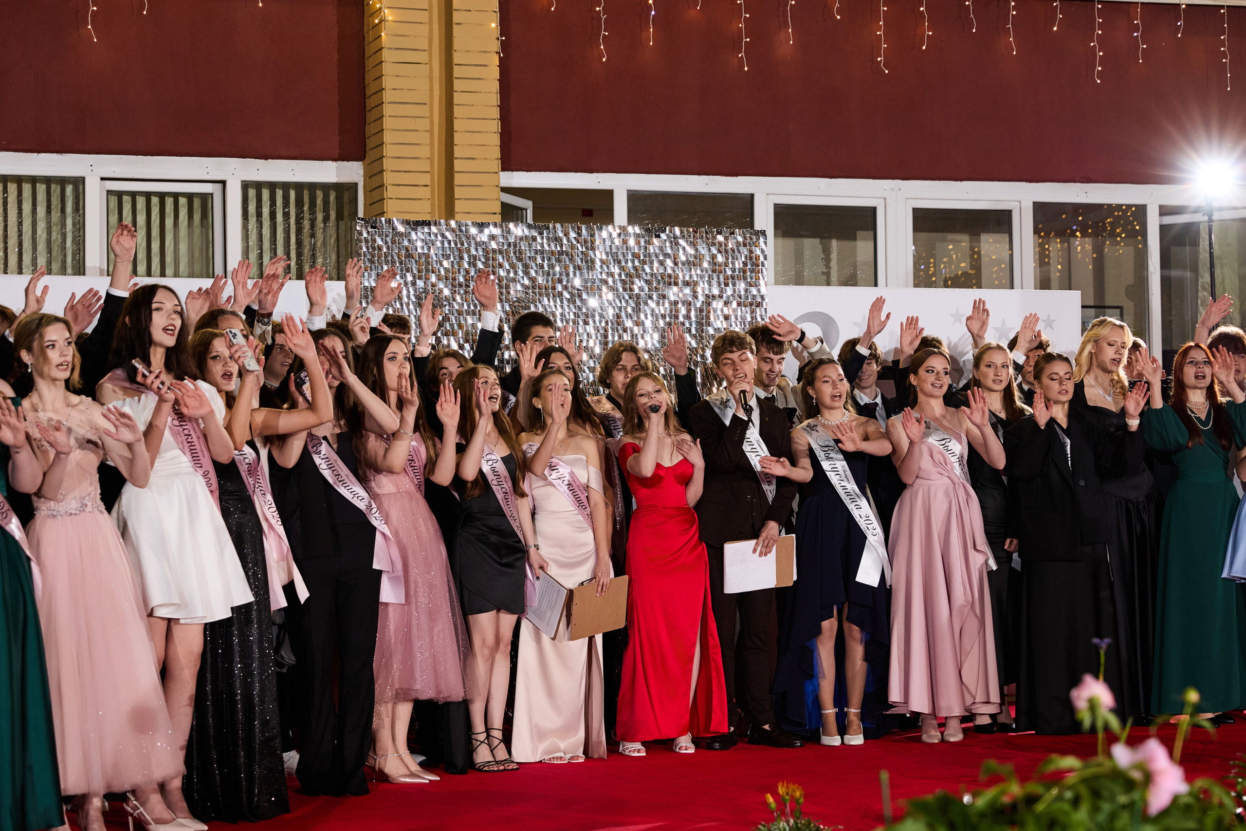 Выпускной 11 класс. Свадебная, репортажная фотосъемка и видеосъемка в Минске. Илья и Юлия Ширмановы. Фотограф | Видеограф | Минск