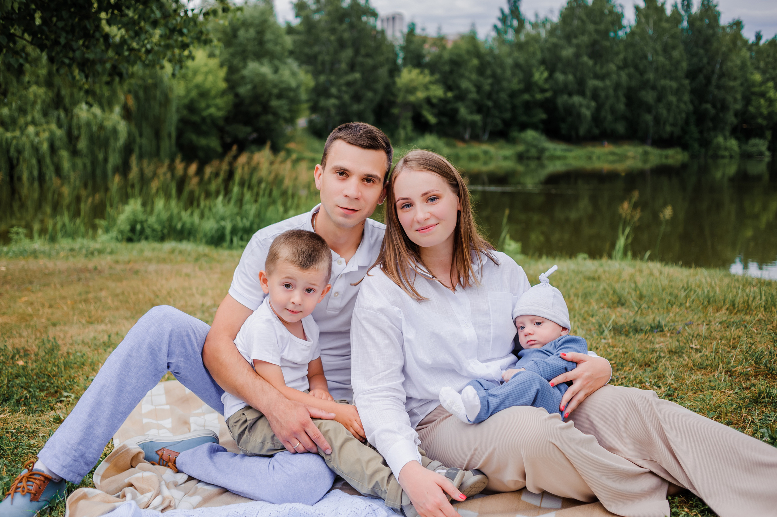 Детский и семейный фотограф в Рязани Валя Лялина. Фотограф новорождённых в Рязани, фотосъемка выписки из роддома, крещен