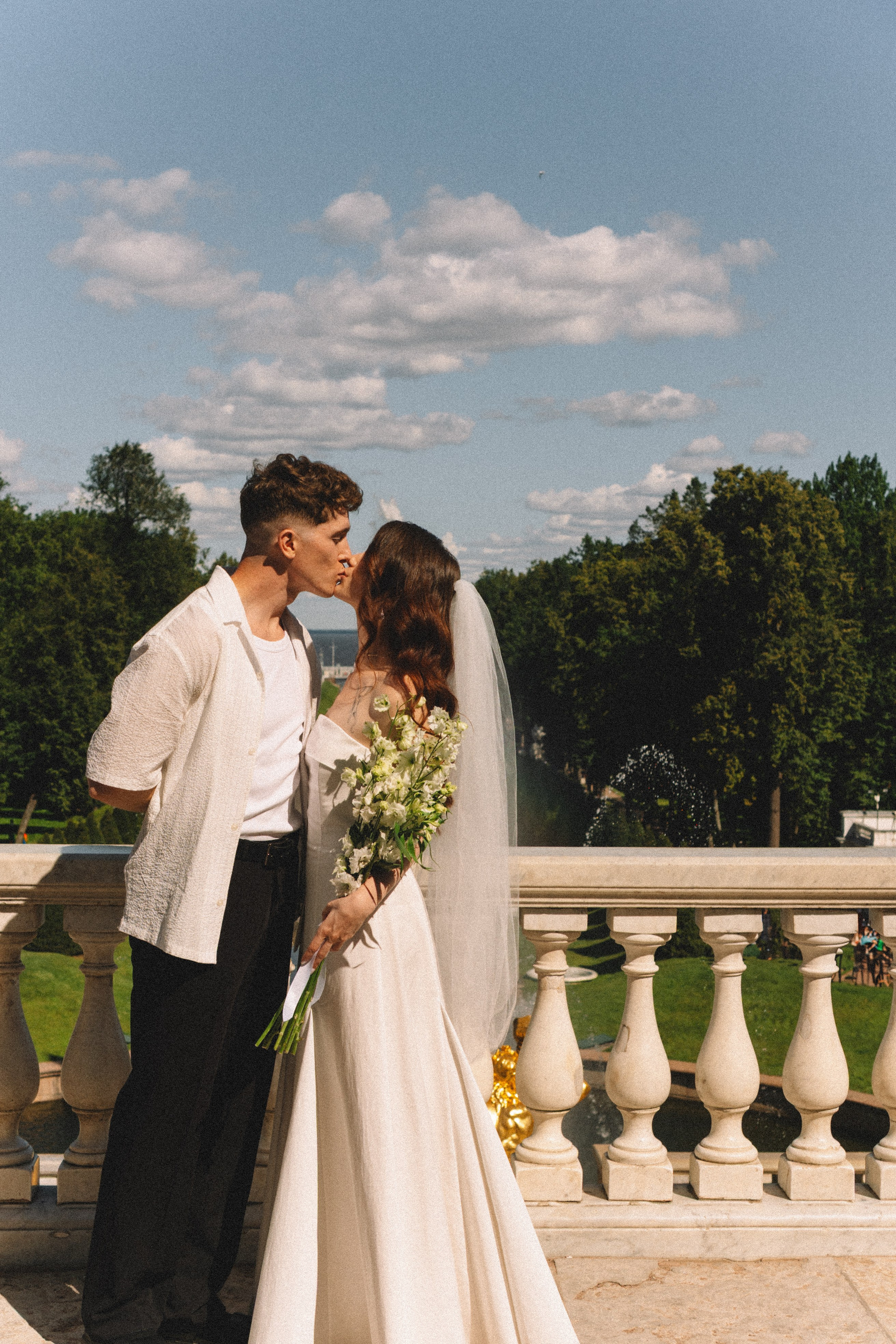 СВАДЕБНАЯ СЬЕМКА В ПЕТЕРГОФЕ И СЬЕМКА РЕПОРТАЖА В ЗАГСЕ ПЕТЕРГОФА. Профессиональный фотограф, Санкт-Петербург — Виктория Богомолова