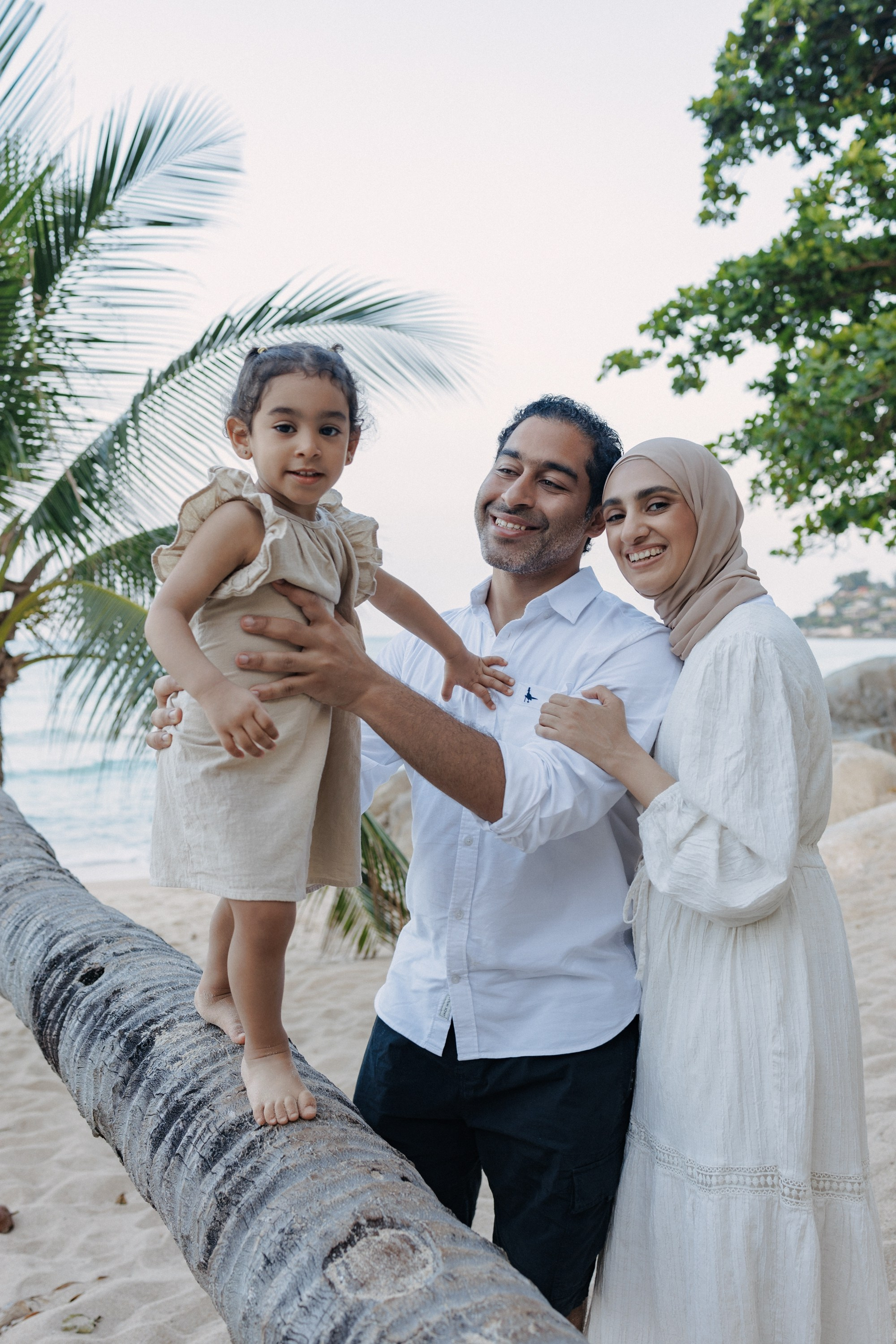Family photoshoots in Emirates Dubai. Fedor Lemeshko — Destination Wedding and Family Lifestyle photographer