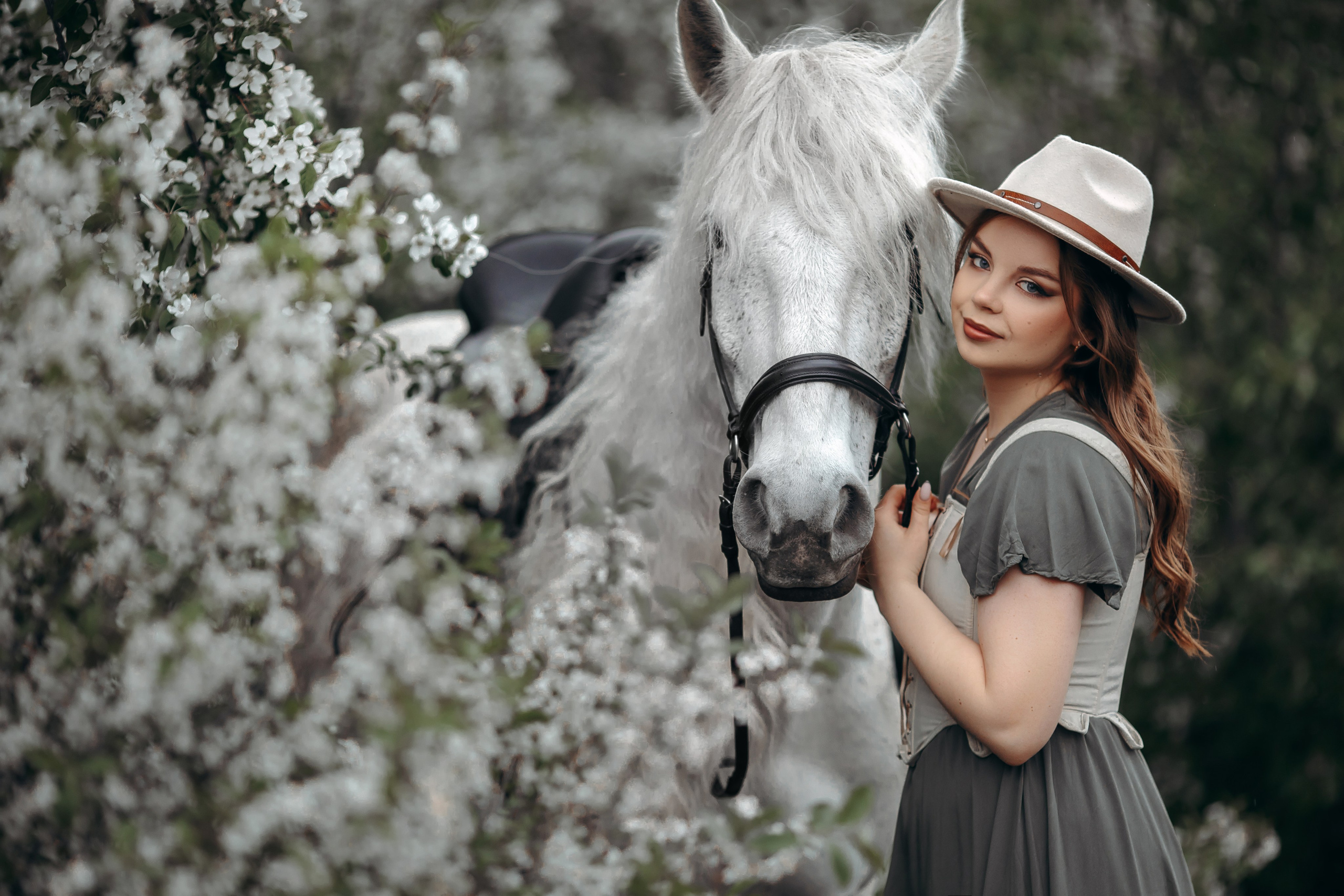 Весенние цветения. Анна Молчанова конный фотограф в Тюмени | фотосессии с лошадьми Тюмень