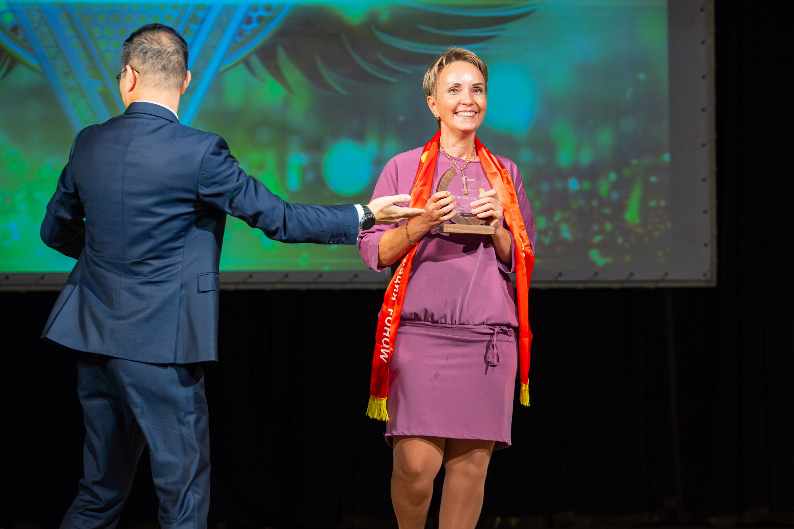 Корпорация FOHOW. Фотограф Александр Поздняков  Новосибирск