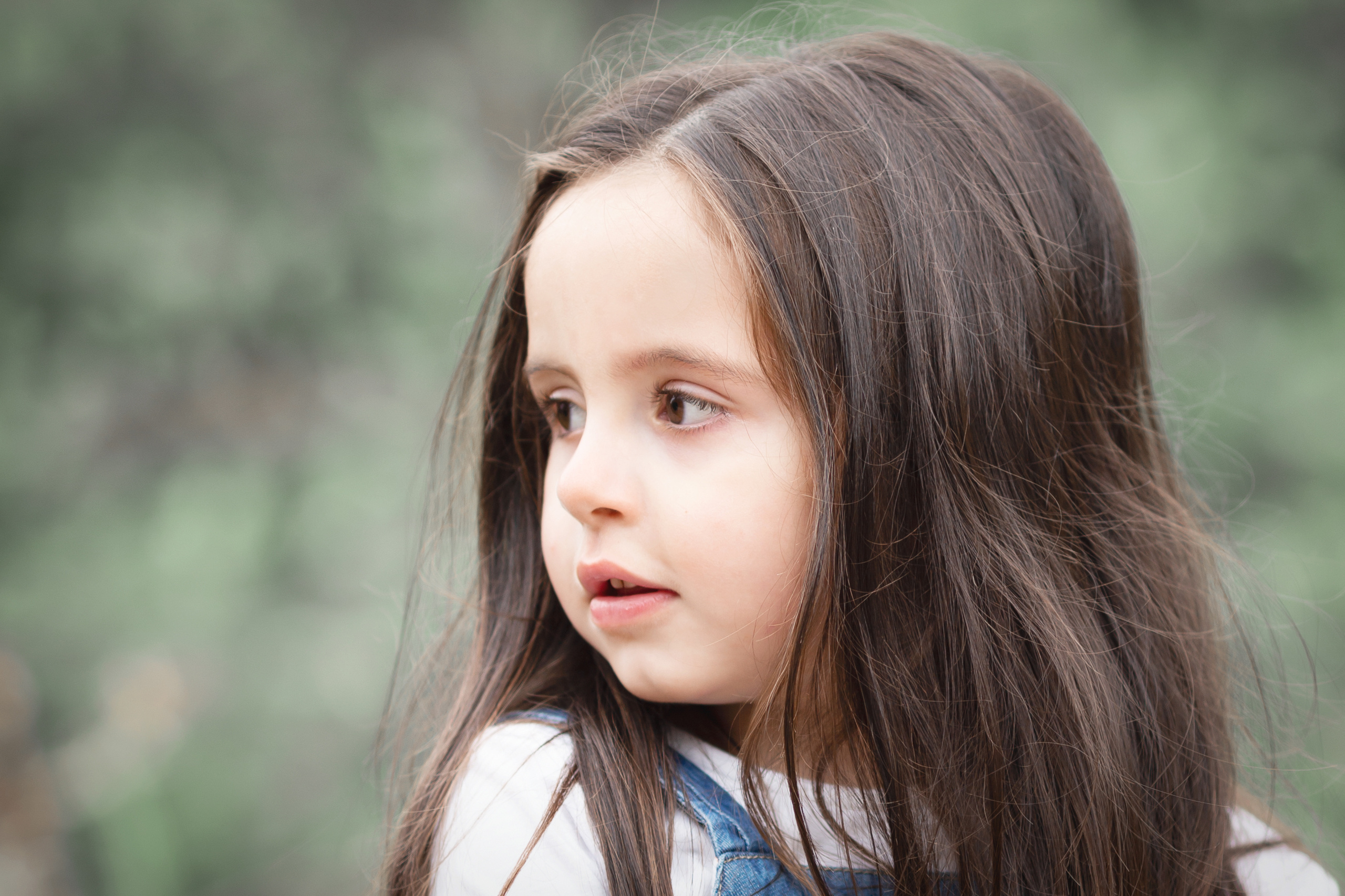 Лейла и Эсмира. Сестры на прогулке. Актерское и модельное портфолио. Фотограф в Москве Екатерина Коломеец