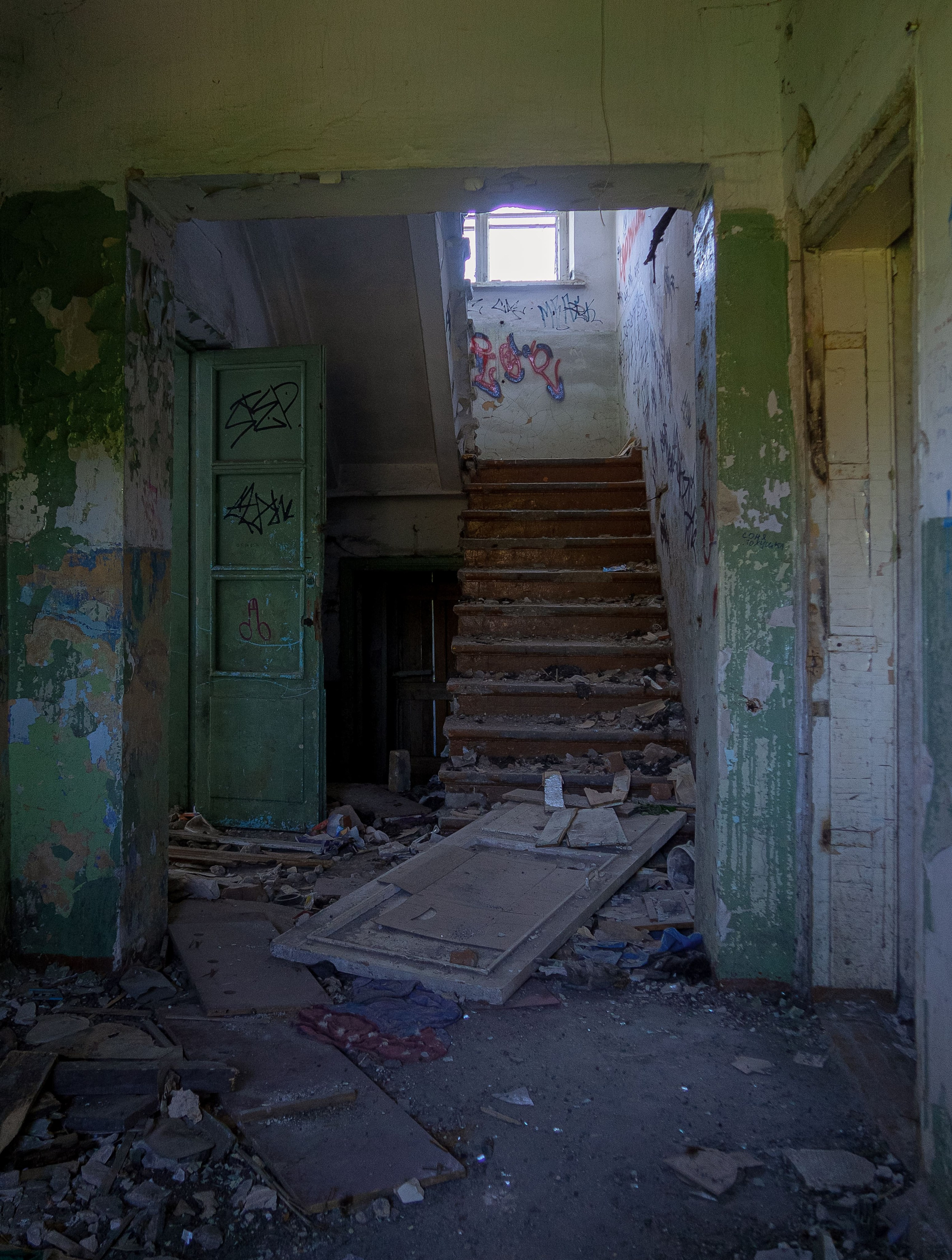 Здание детского сада № 33, «Пчёлка»