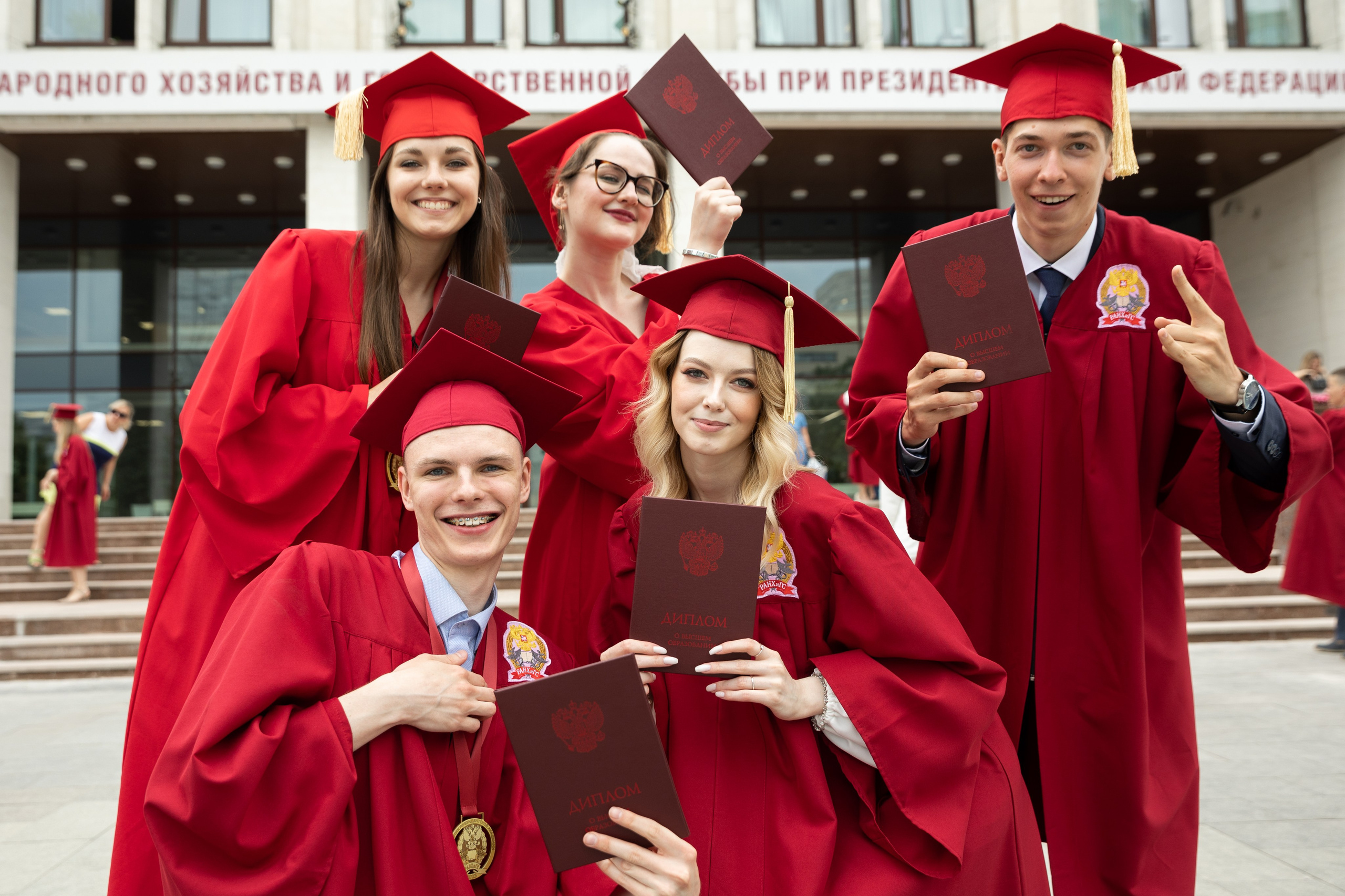 Вручение дипломов. Фотограф в Москве Даша Зуева
