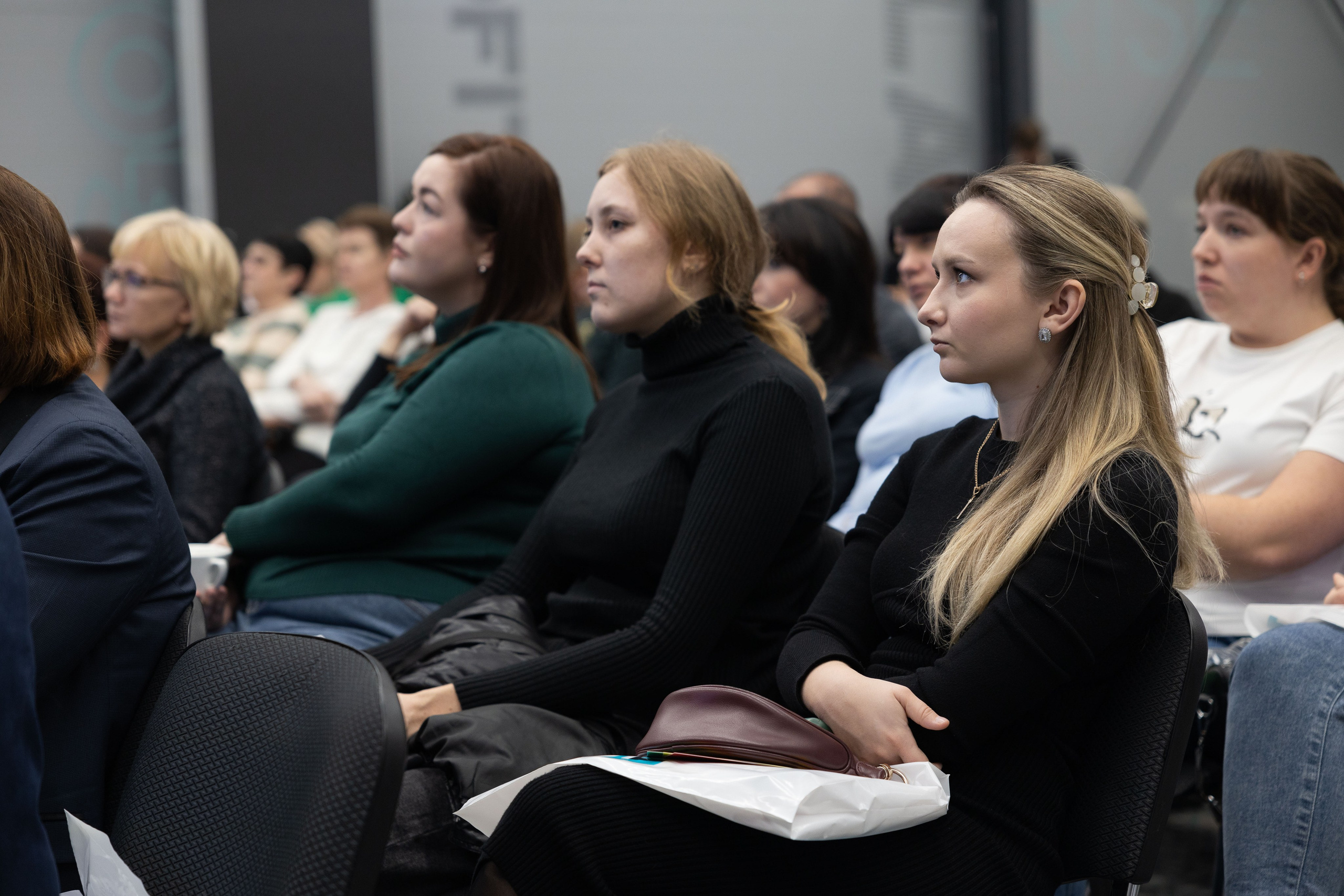 Репортажная съемка конференции. Любовь Юсупова. Фотограф