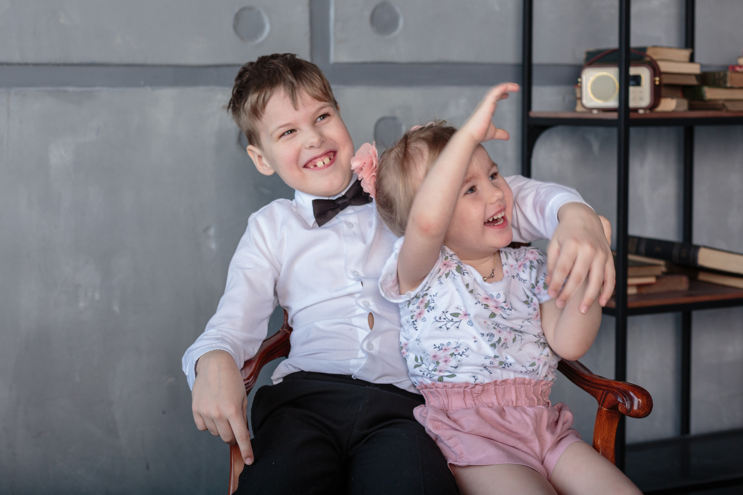 Съемка большой семьи в фотостудии Main. Свадебный и семейный фотограф в Новосибирске Ирина Дорошкова