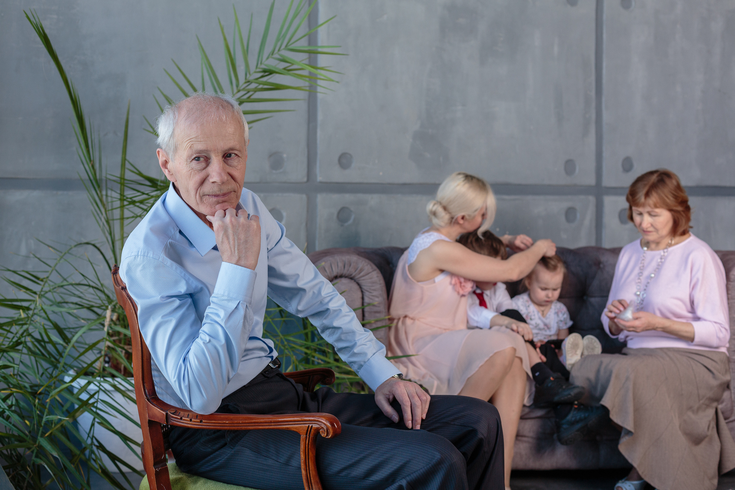 Съемка большой семьи в фотостудии Main. Свадебный и семейный фотограф в Новосибирске Ирина Дорошкова