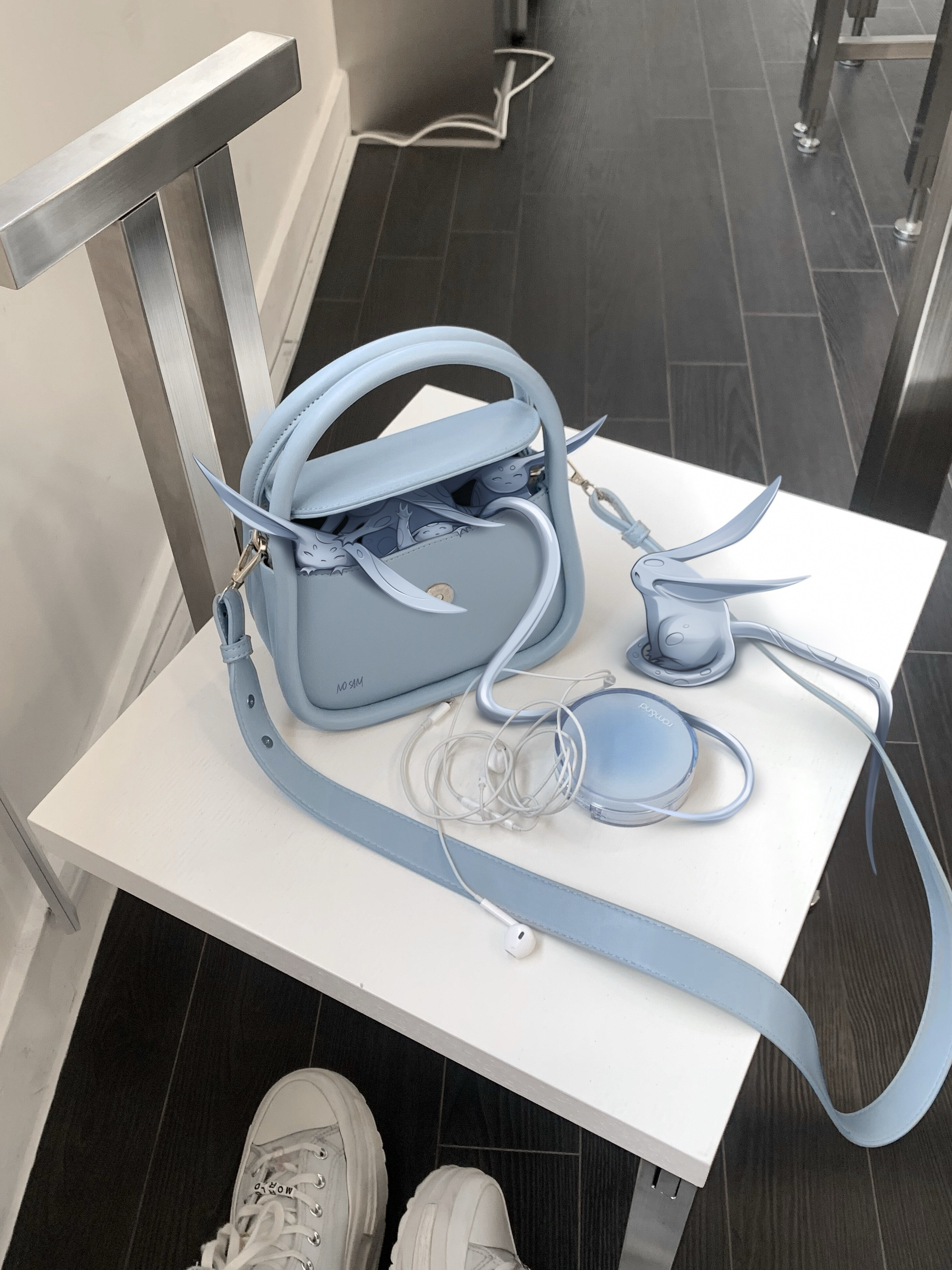 ‘Sam world’. No Sam