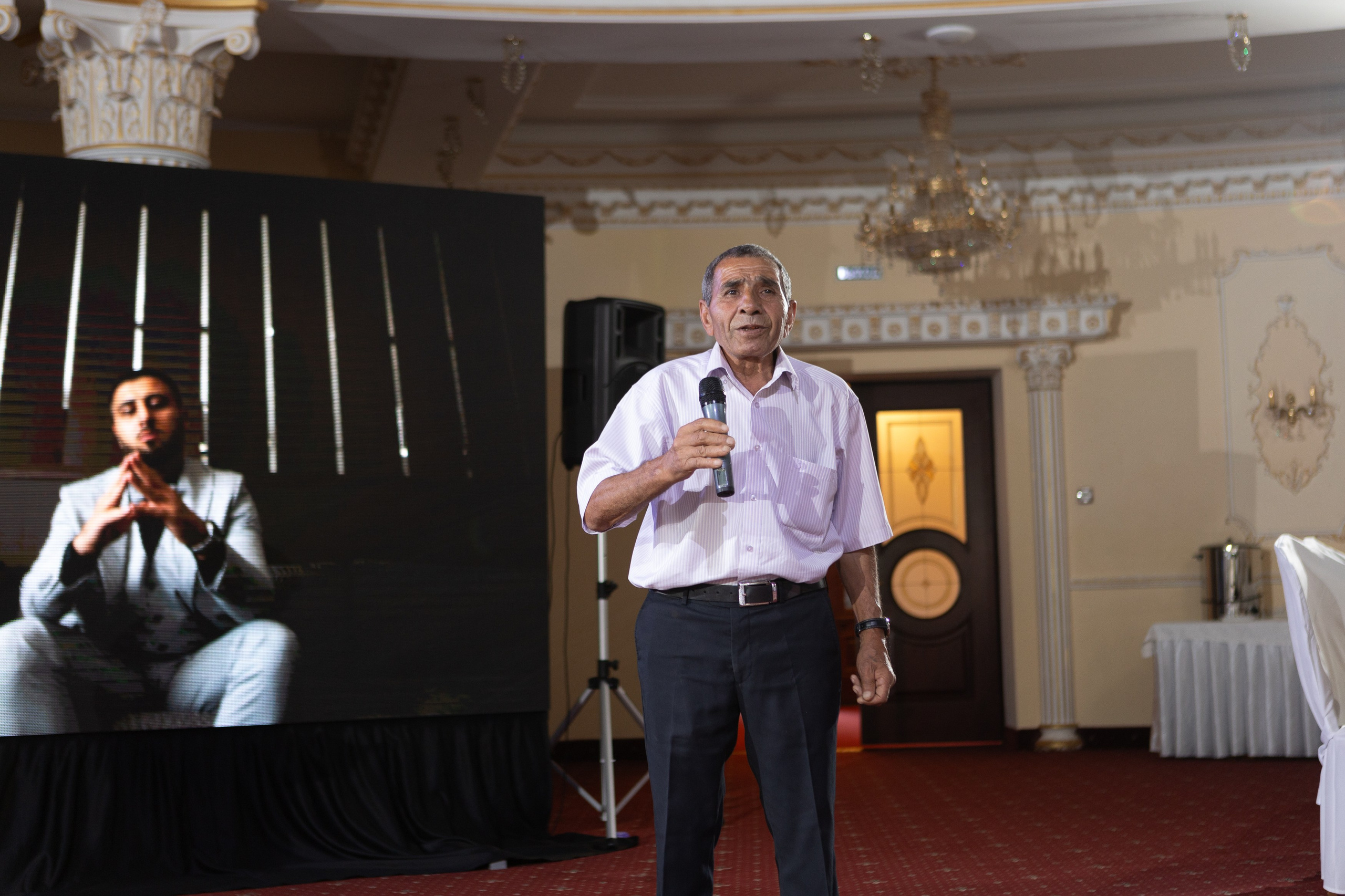 Свадебный фотограф Уфа — Руслан ГабдлисламовЖивые эмоции, красивые кадры, воспоминания на всю жизнь.Работаю по всей Республике Башкортоста. Свадебный фотограф Уфа Руслан Габдлисламов