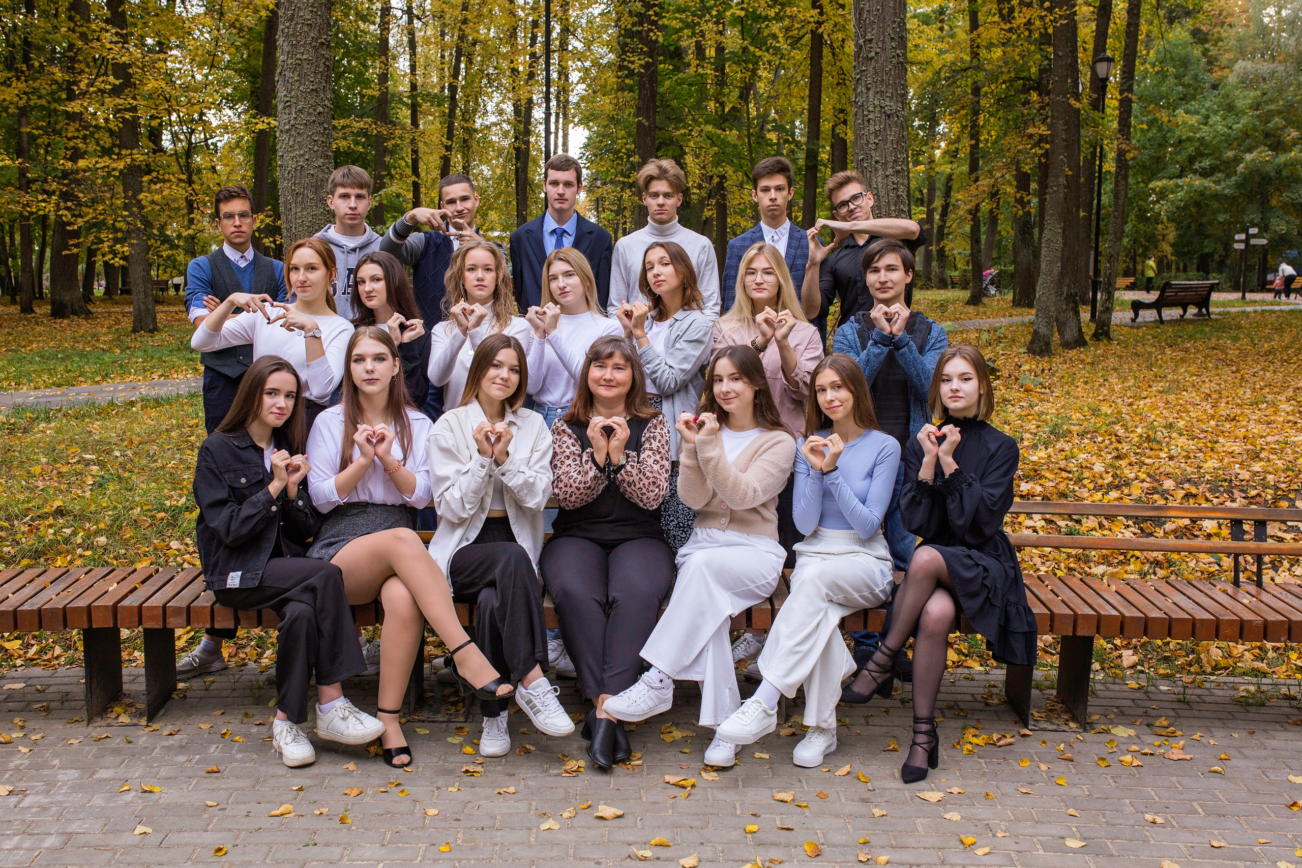 Коллективные фотосъемки для старших классов, в том числе на выпускные альбомы. Главная