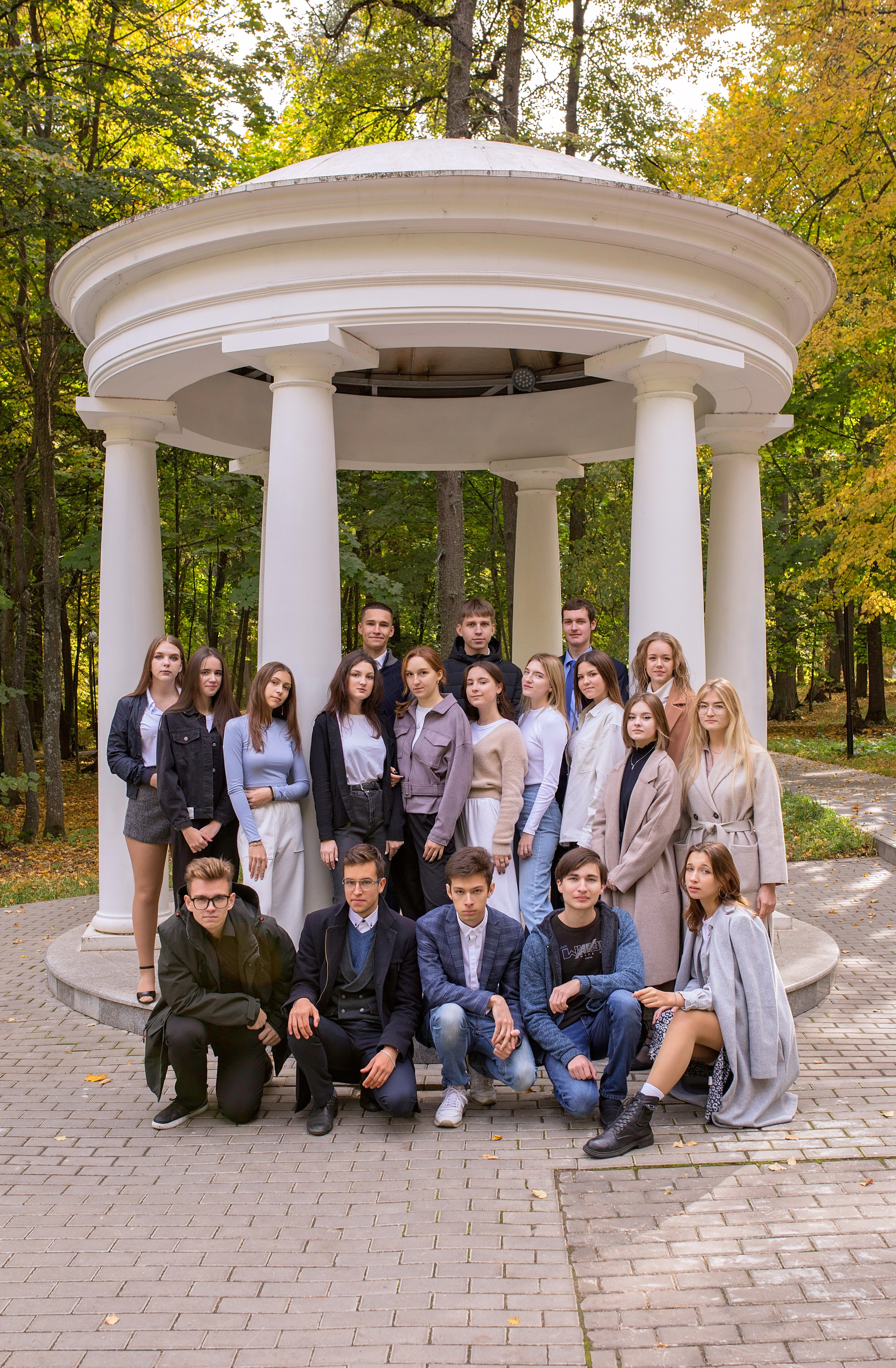 Коллективные фотосъемки для старших классов, в том числе на выпускные альбомы. Главная