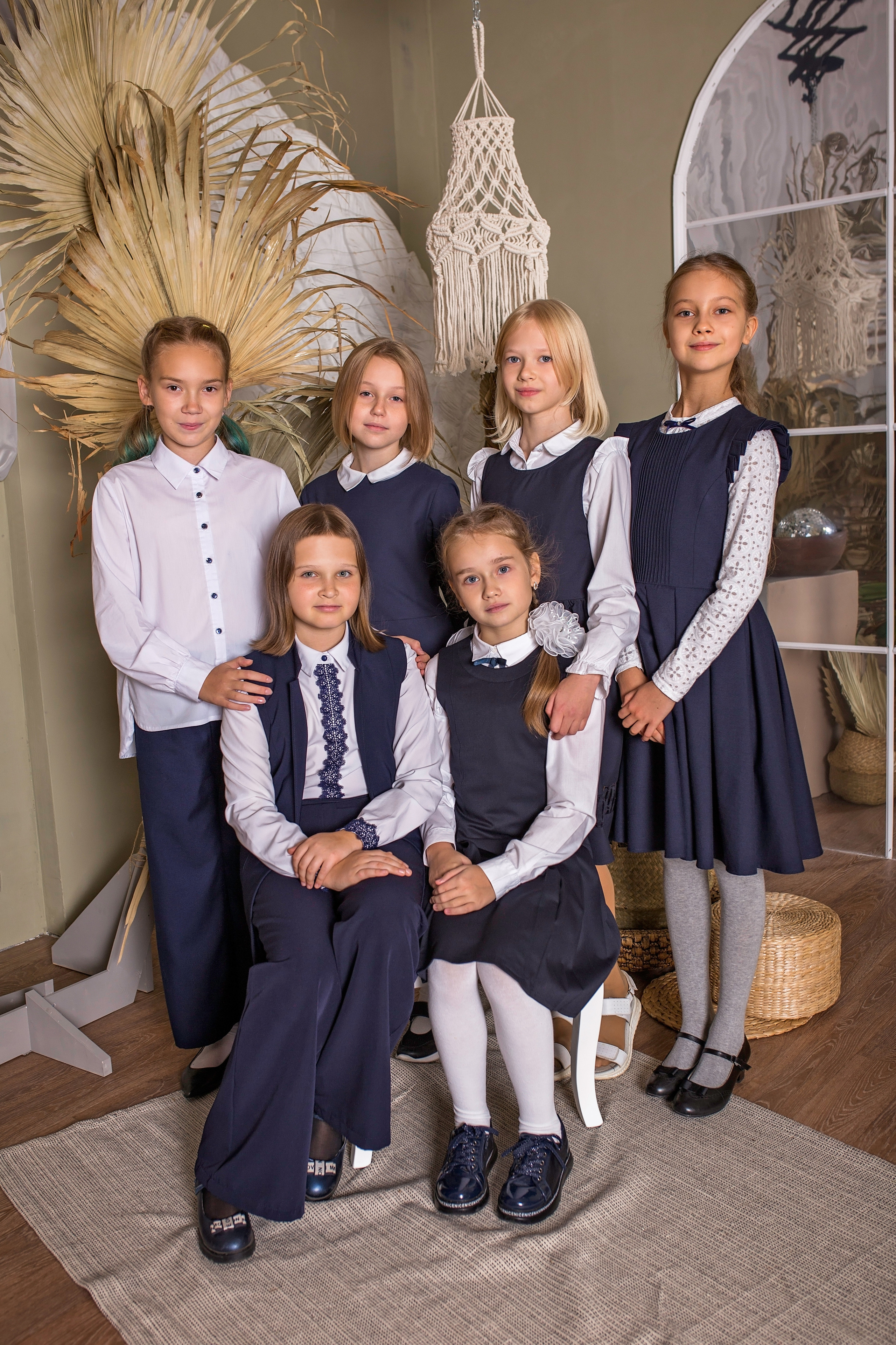 Коллективные фотосъемки для средних классов, в том числе на выпускные альбомы. Главная