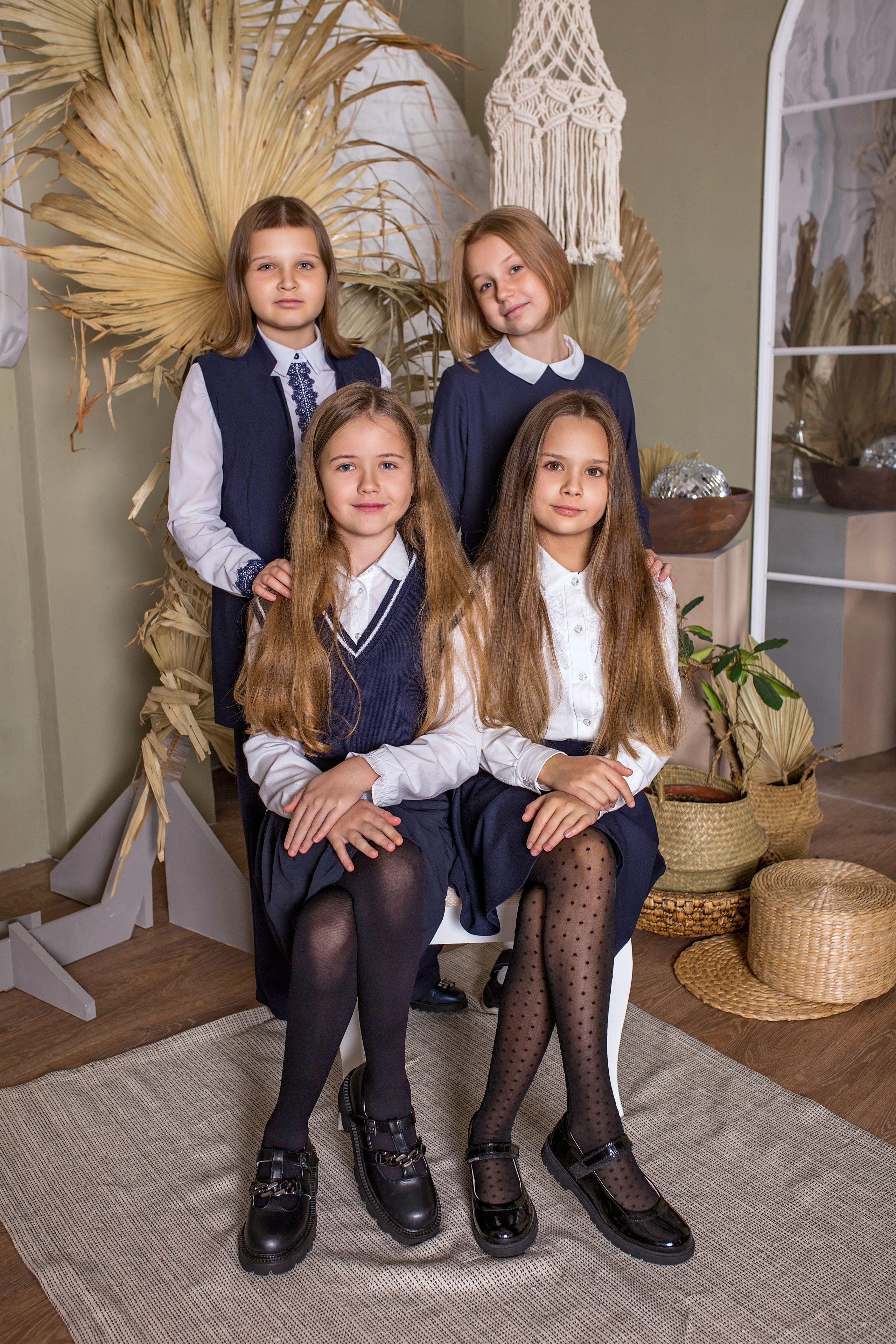 Коллективные фотосъемки для средних классов, в том числе на выпускные альбомы. Главная