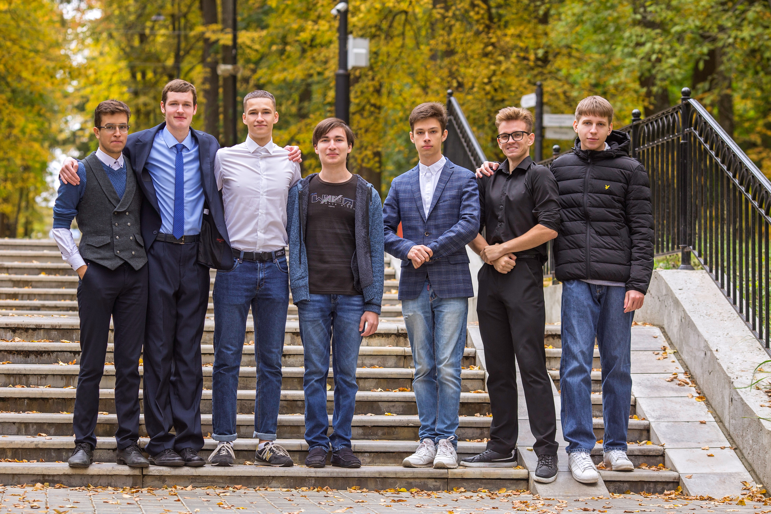 Коллективные фотосъемки для старших классов, в том числе на выпускные альбомы. Главная