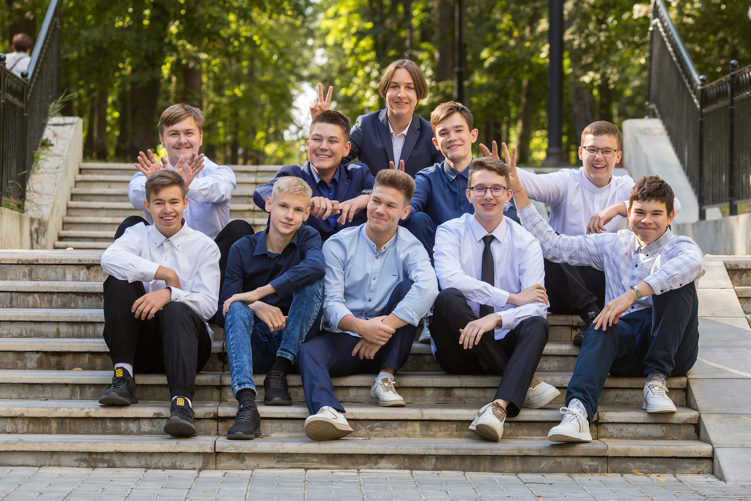 Коллективные фотосъемки для старших классов, в том числе на выпускные альбомы. Главная