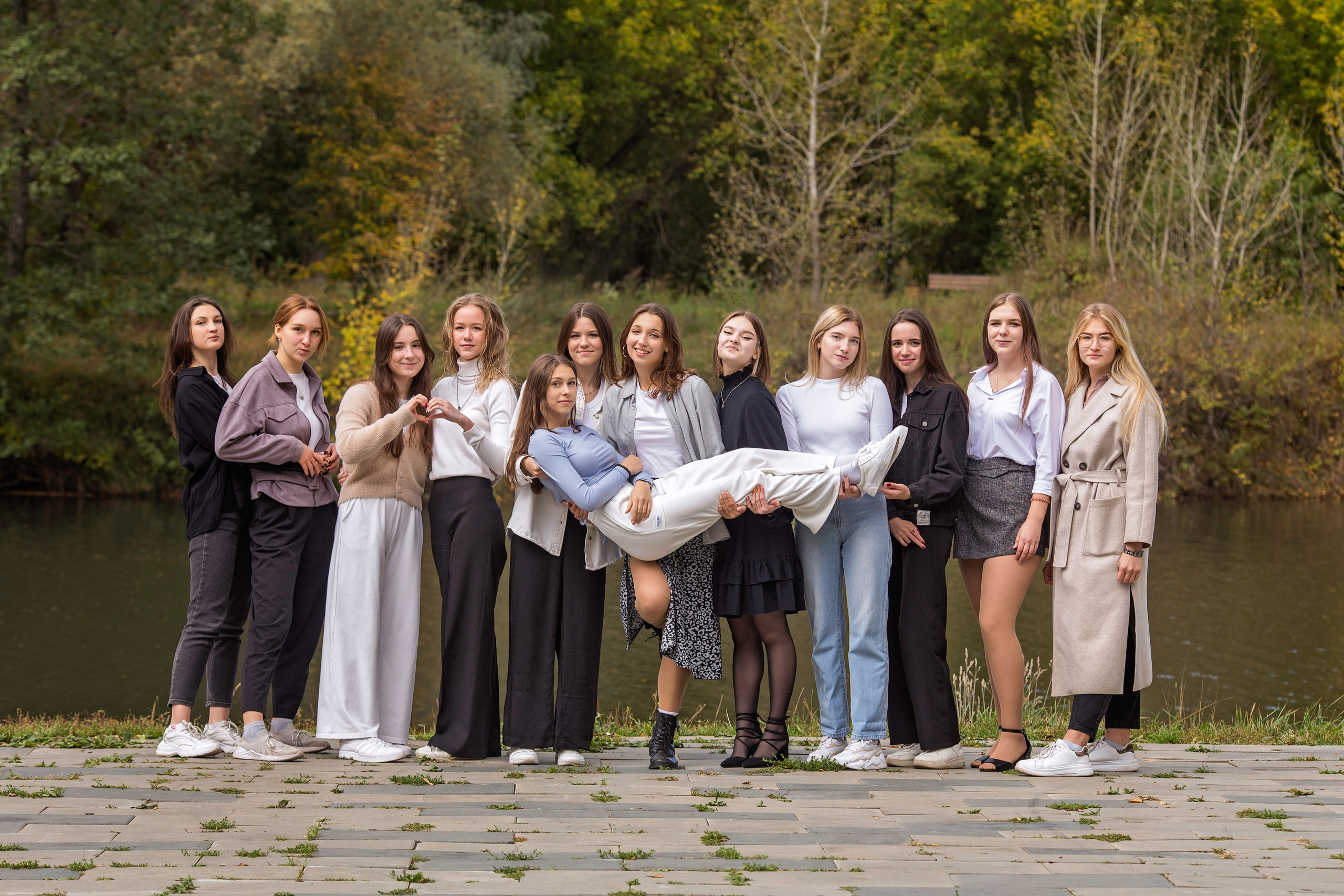 Коллективные фотосъемки для старших классов, в том числе на выпускные альбомы. Главная