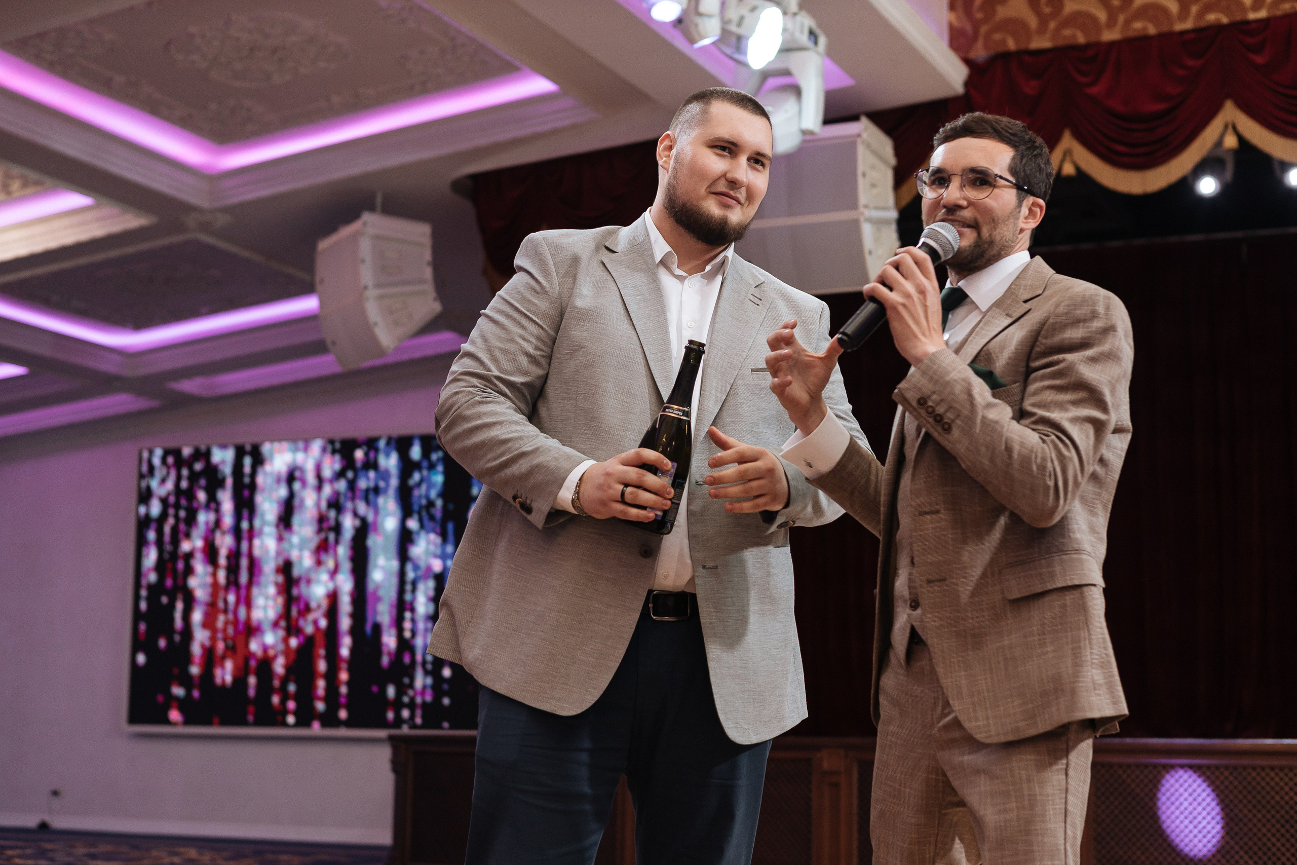 Банкет В «Триумф». Фотограф Нелля Кадикина