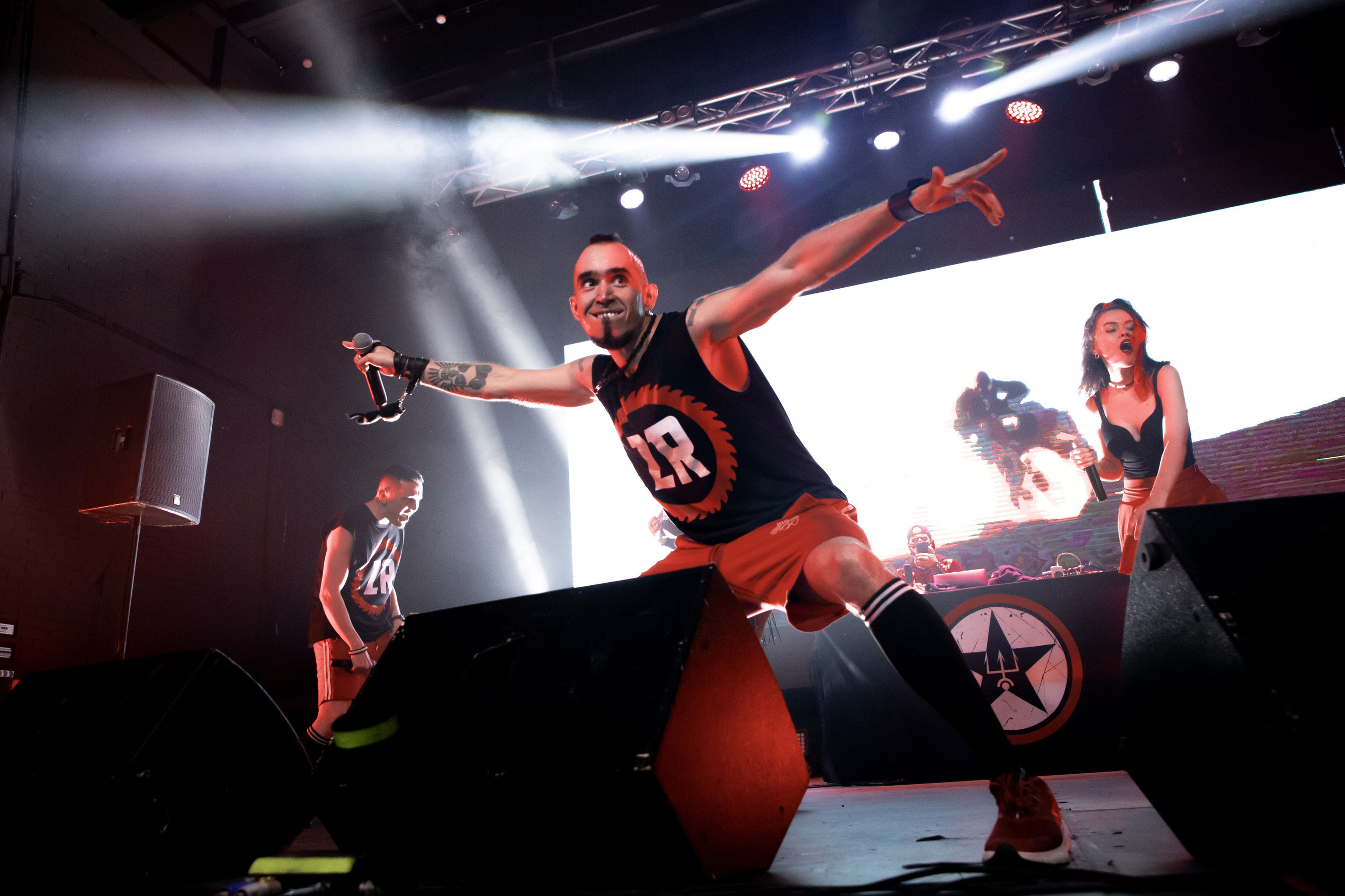 2r2r (2024). Фотограф Алексей Шуля — портфолио