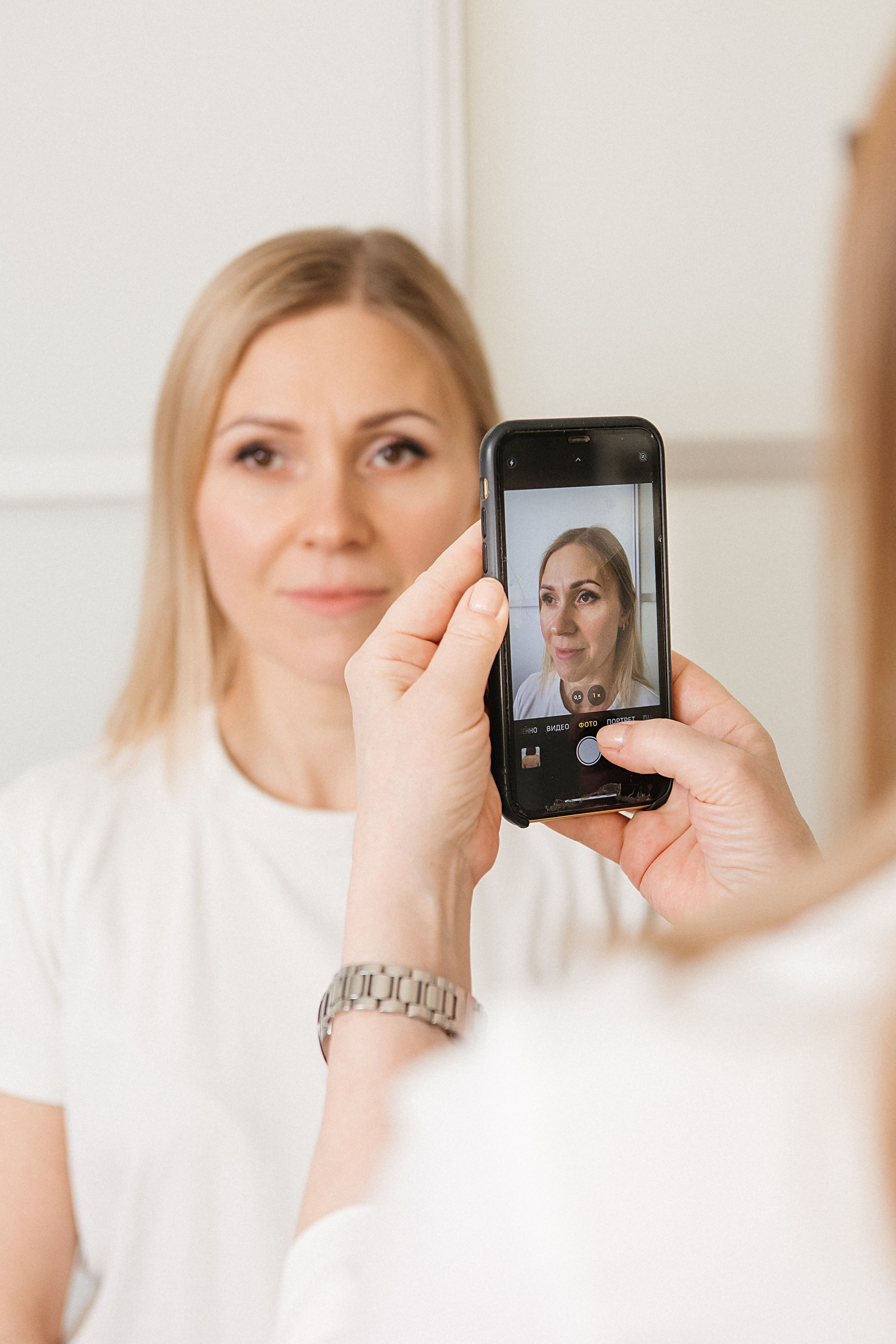 Контент-съемка для медицинского центра «Миль Флер», г. Барнаул. Портретный фотограф Юлия Красноперова в Барнауле/Заринске