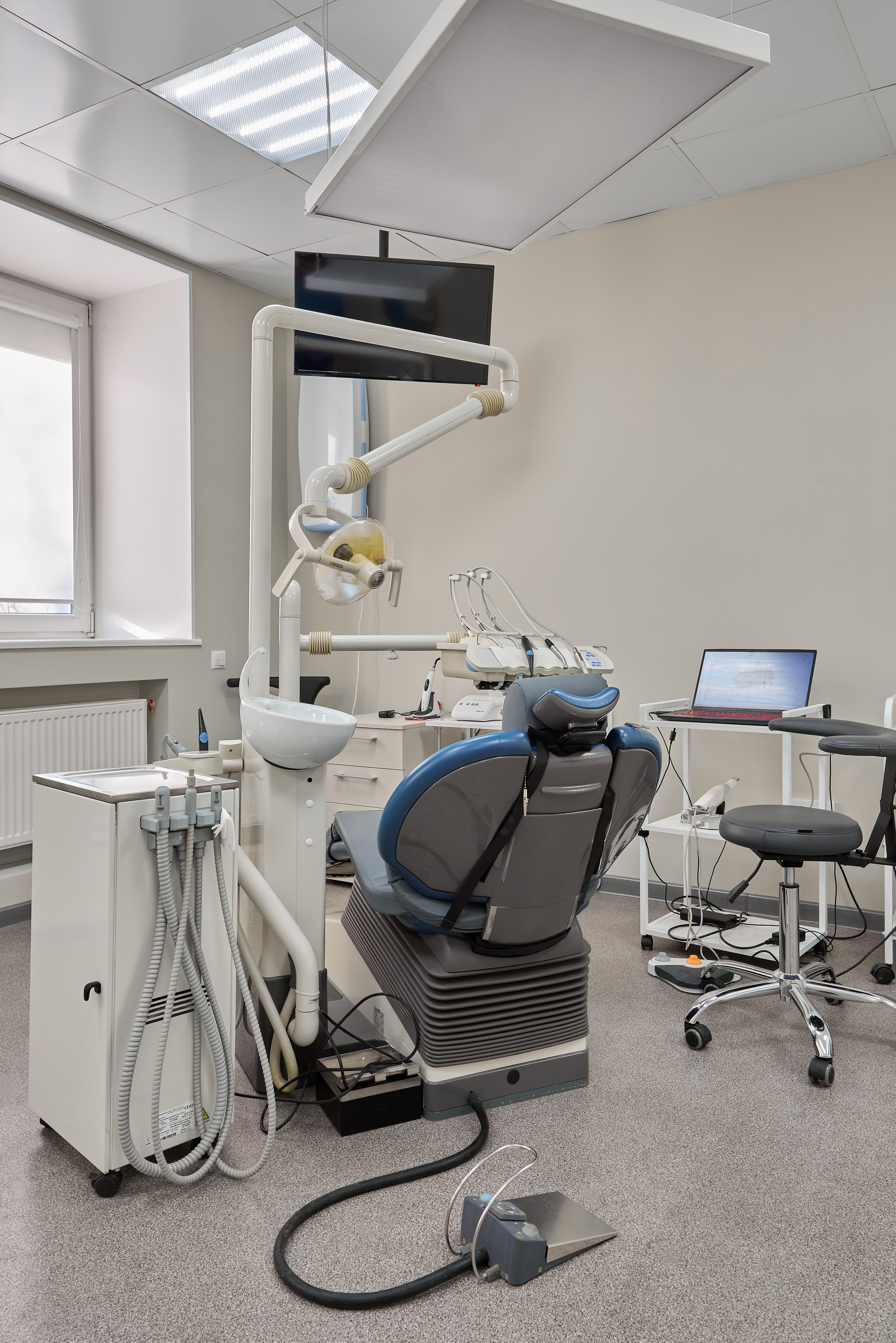 Дентал Эксперт. Абросимов Лев интерьерный и архитектурный фотограф