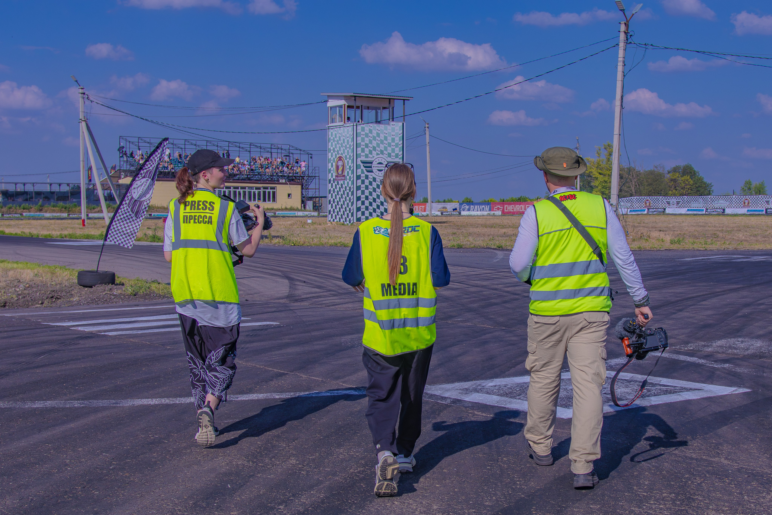 Фотосъёмка профессионального дрифта в Ростов-на-Дону. Портретный фотограф в Ростове-на-Дону Антон Казарин