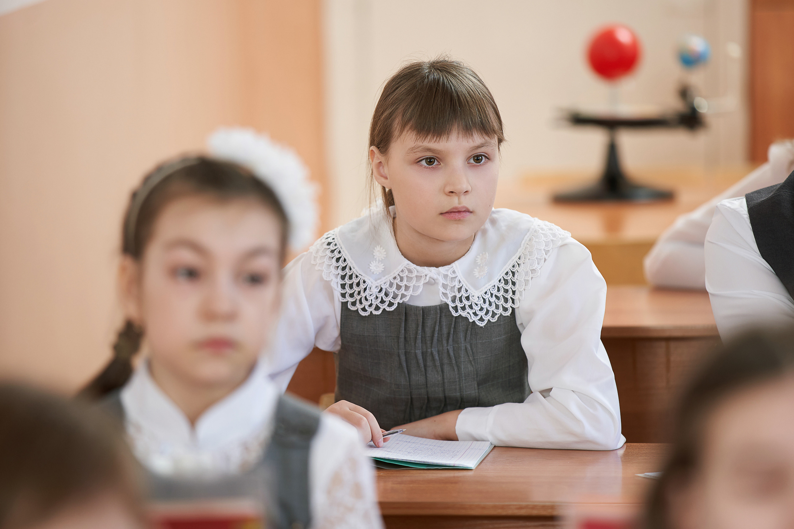 Фотосессия на уроке 1, 4 класса в Заволжье, Городце. Фотограф в Заволжье Алексей Шабалин