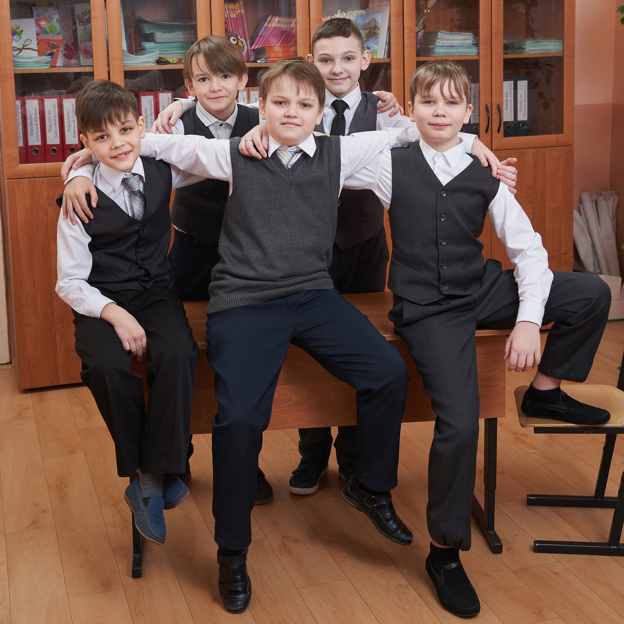 Фотосессия 1, 4 класса в Заволжье, Городце. Школьный фотограф. Фотограф в Заволжье Алексей Шабалин