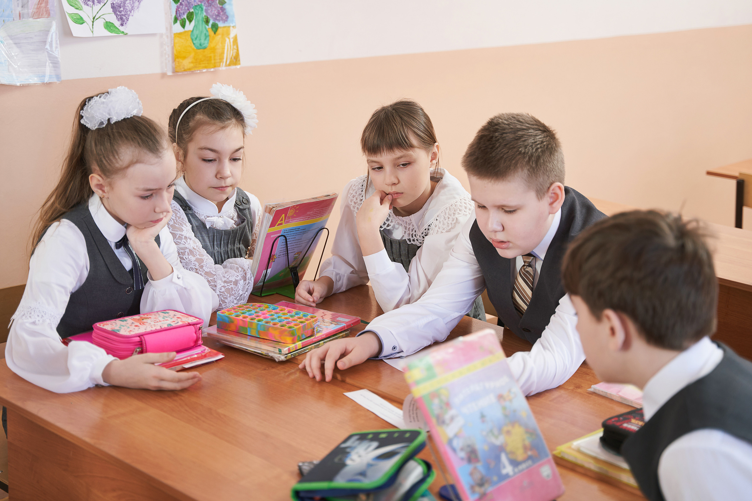 Фотосессия на уроке 1, 4 класса в Заволжье, Городце. Фотограф в Заволжье Алексей Шабалин