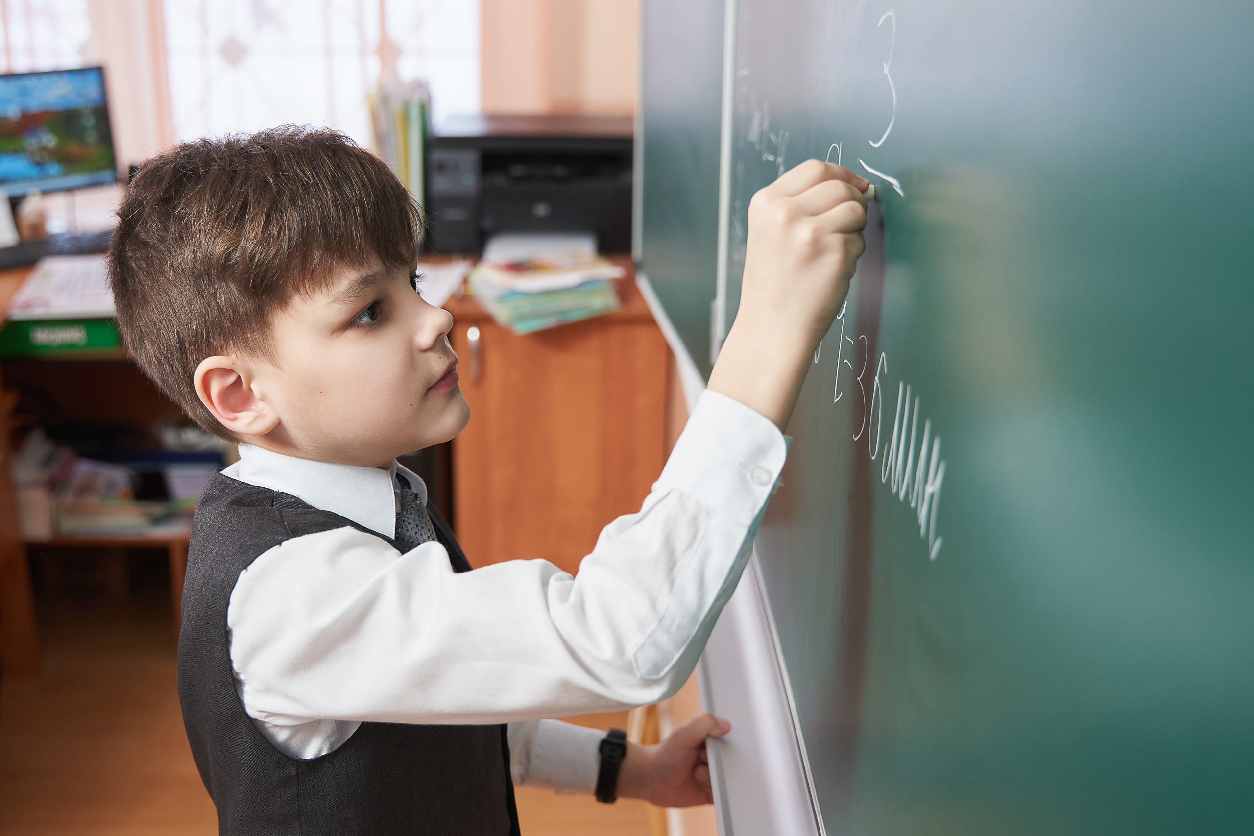 Фотосессия на уроке 1, 4 класса в Заволжье, Городце. Фотограф в Заволжье Алексей Шабалин