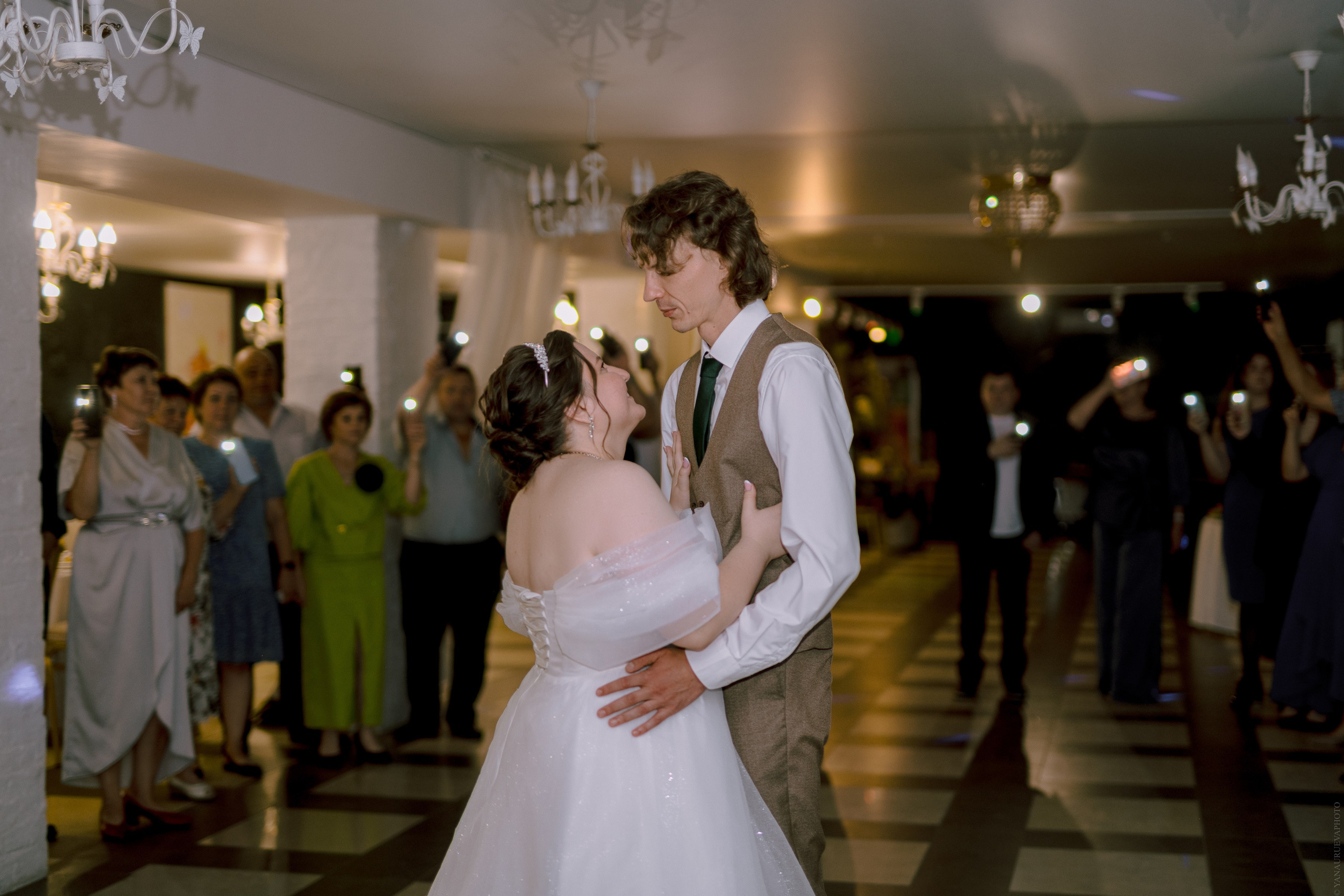 Свадебный анонс. Виктор и Дарья. Свадебный и контент- фотограф в Тольятти, Самаре, Москве Яна Уруева