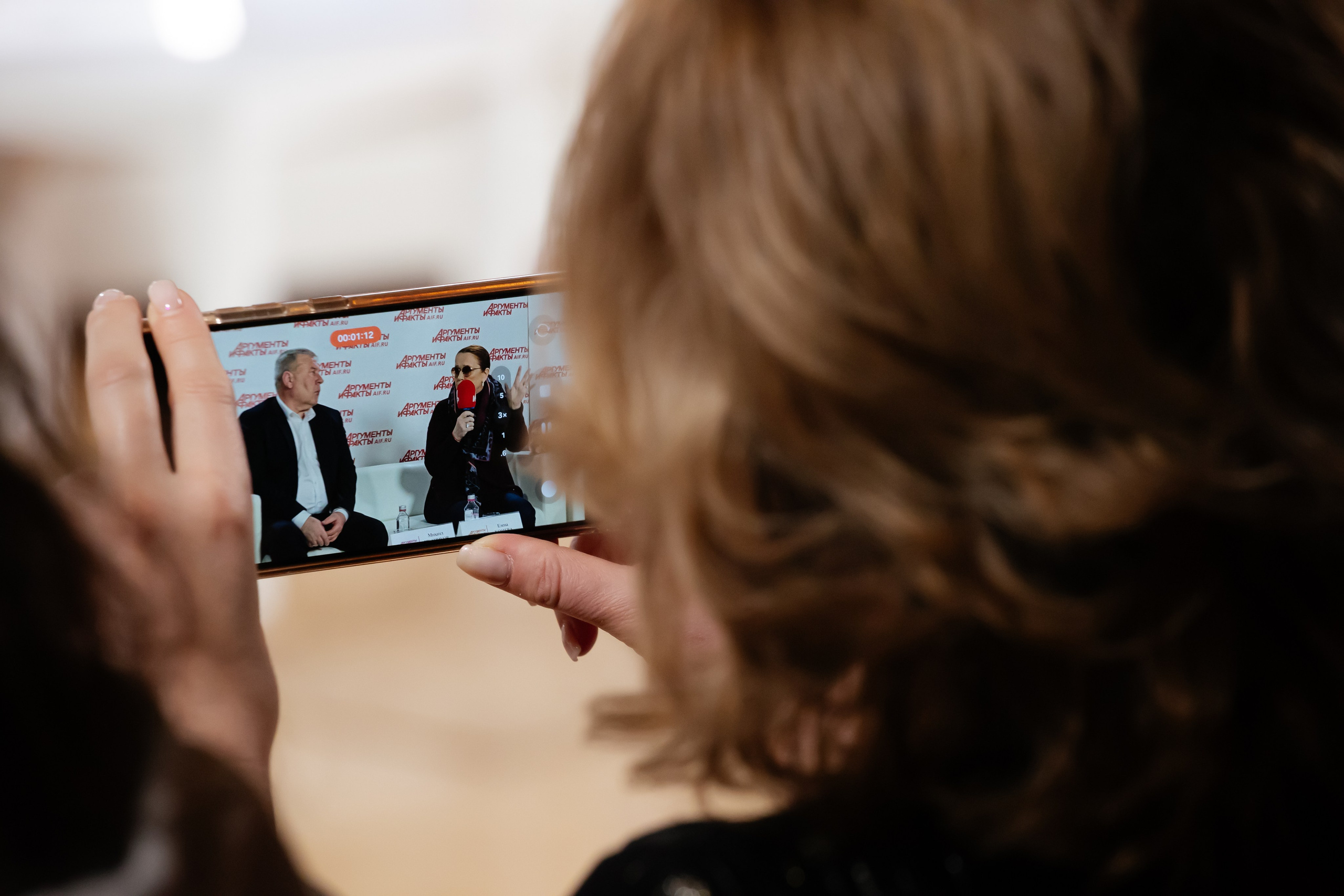 Аргументы и Факты. Леся Гаранина. Семейный фотограф/видеограф Москва и область