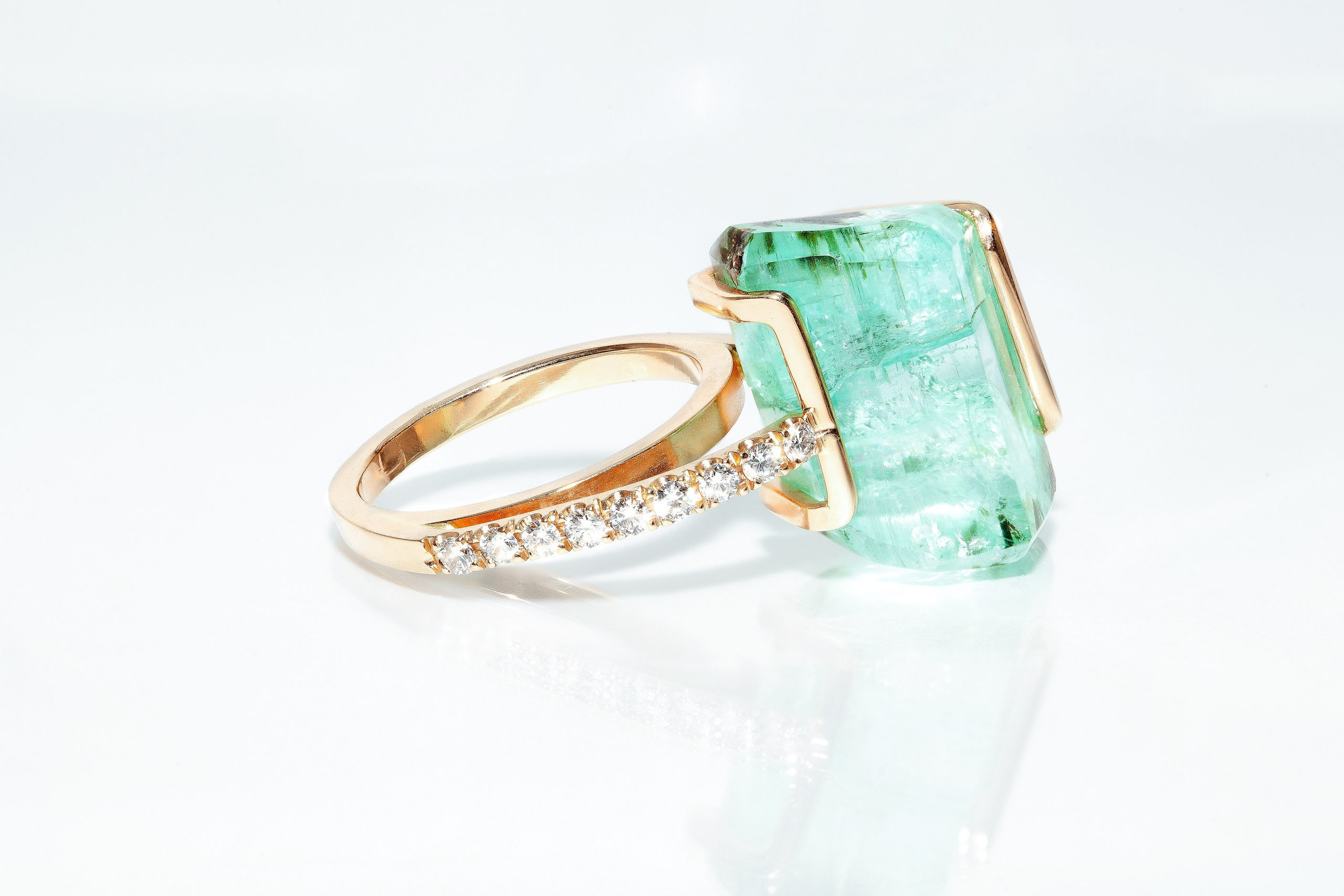 Якутское золото и изумруды. Семейный и предметный фотограф Мария Львова Санкт-Петербург flitphoto