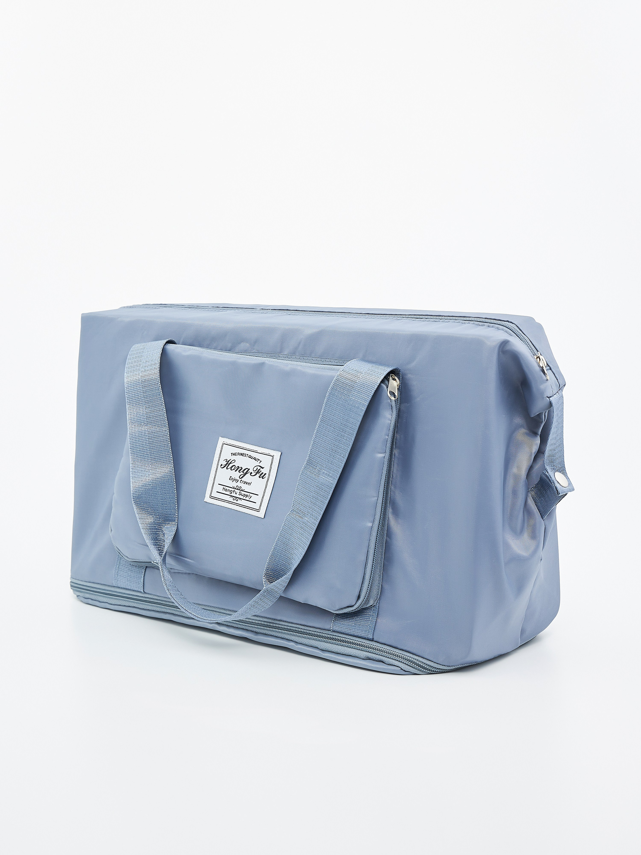 Фотосъемка сумок для маркетплейсов. Алексей Темнов — фотограф в Пятигорске