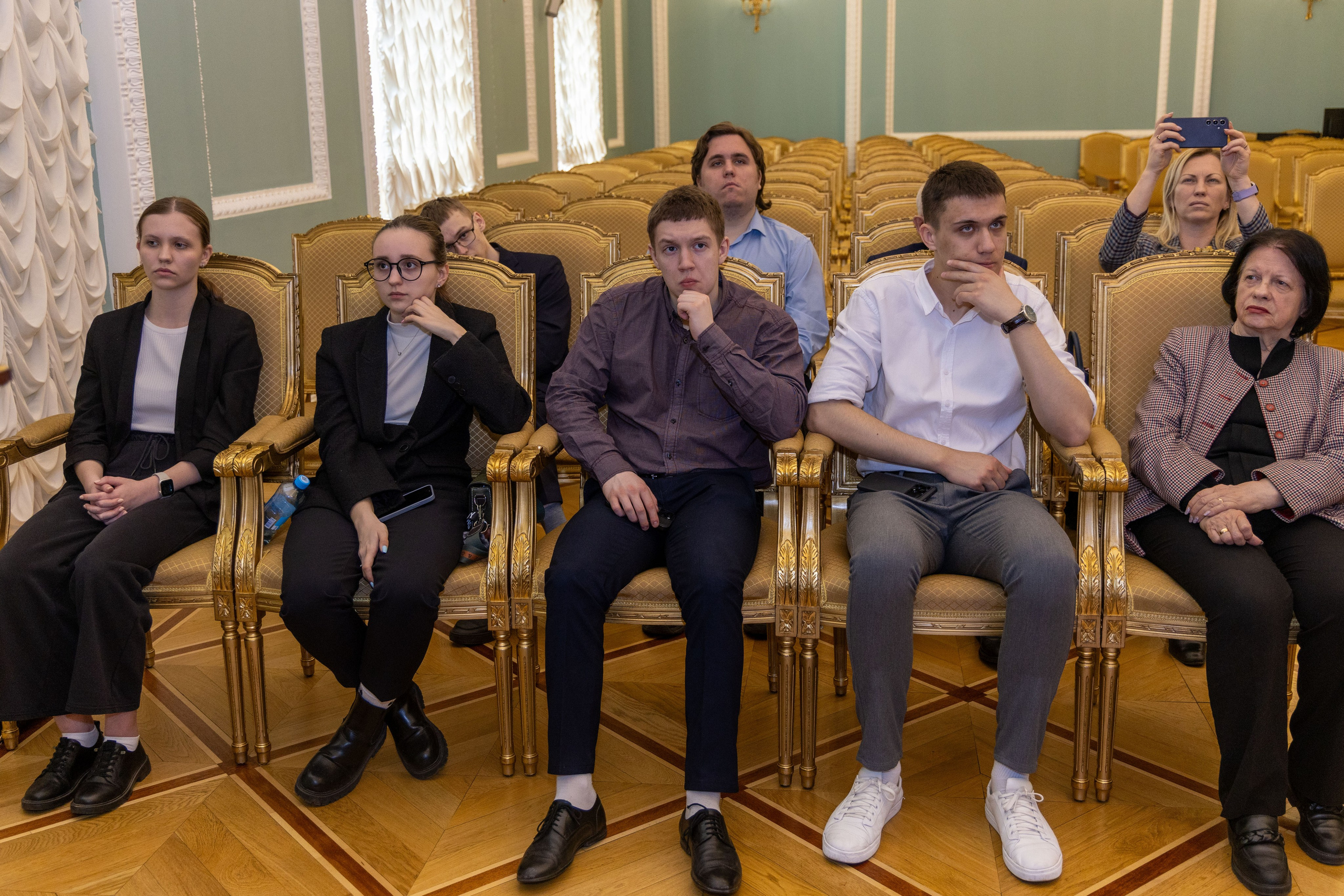 Кружок молодого дипломата. Портретный и семейный фотограф Санкт-Петербург