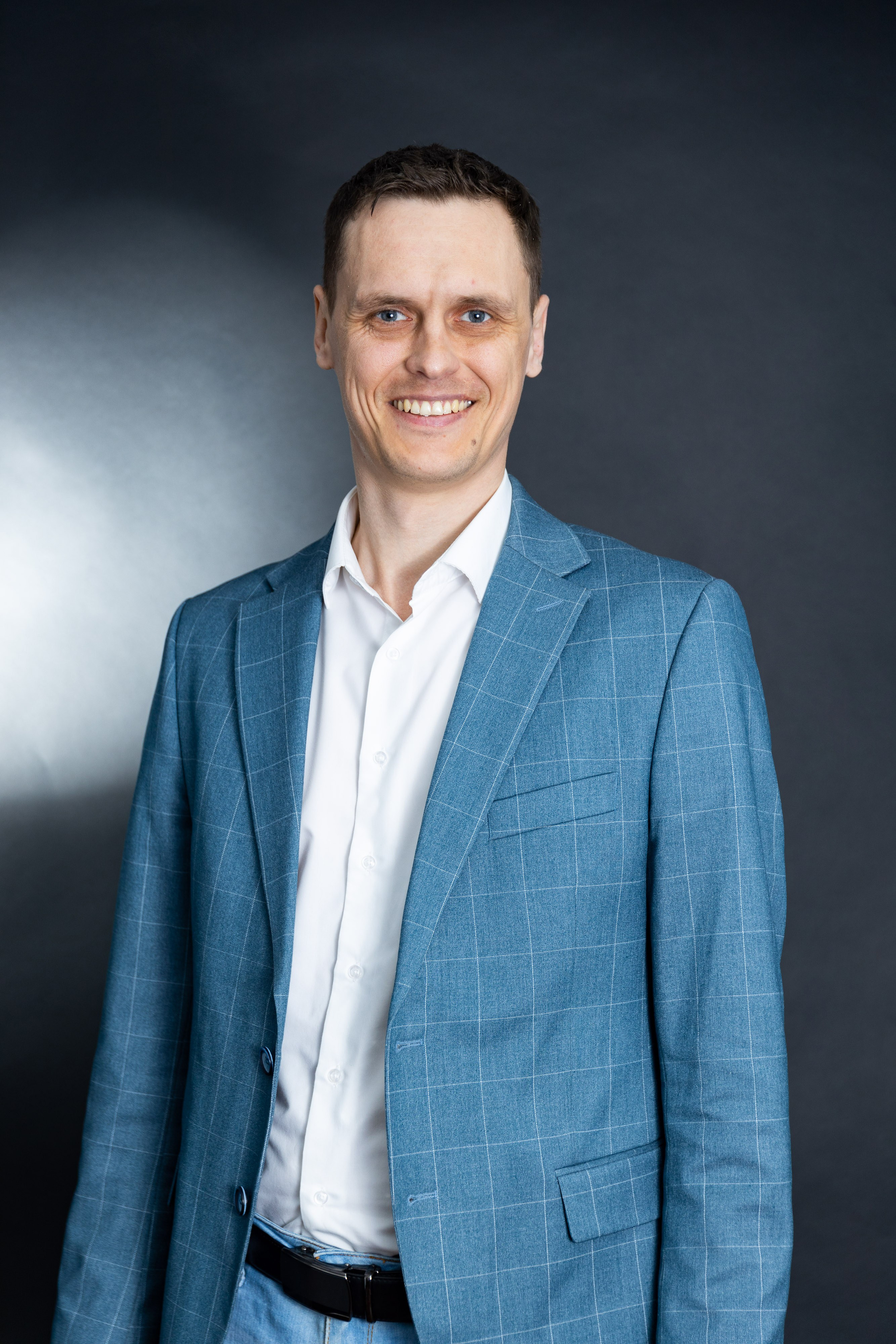 Сотрудники/деловые портреты. Фотограф Родион Нарудинов