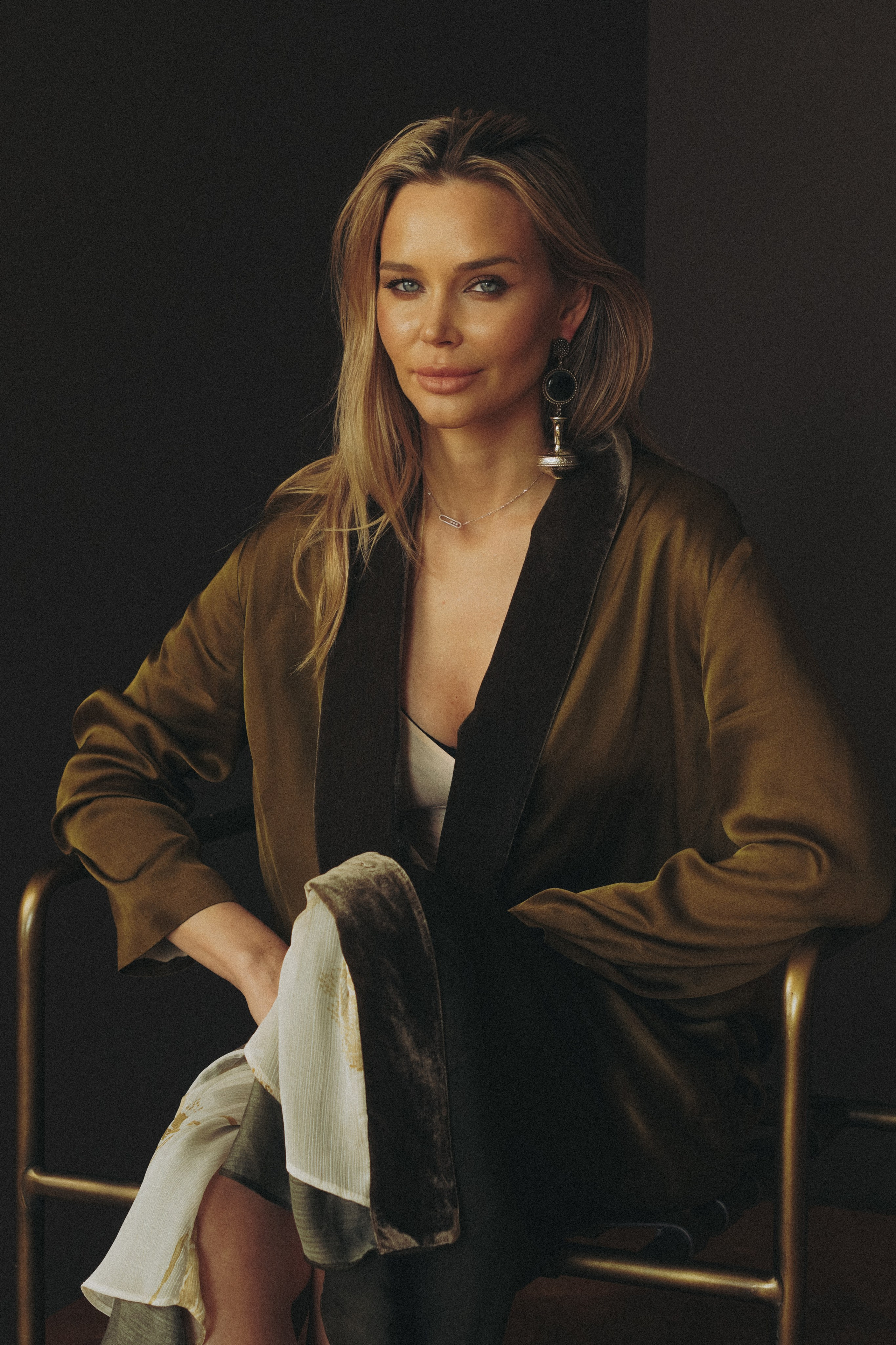 Портрет студийный. Семейный и портретный фотограф в Омске Бондарь Алена