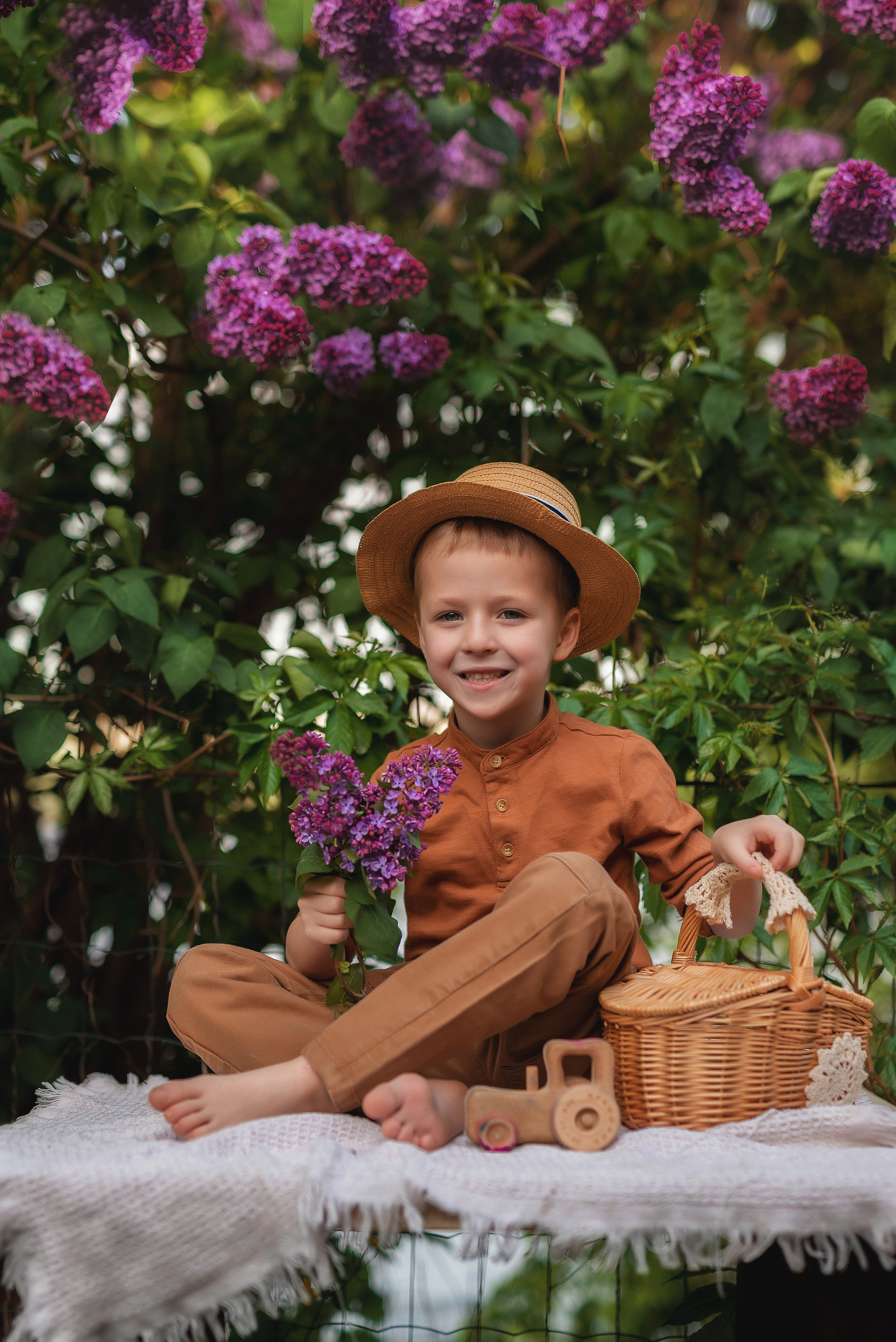 Фотосессия в сирени. Семейный, детский фотограф в Воронеже Анна Никитина