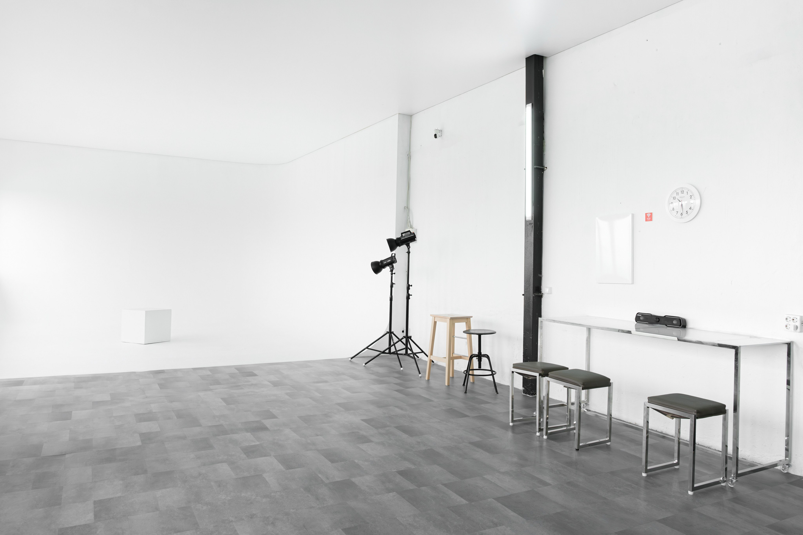 Фотостудия с циклорамой. Киноцех «5loft» видеостудия в Ижевске