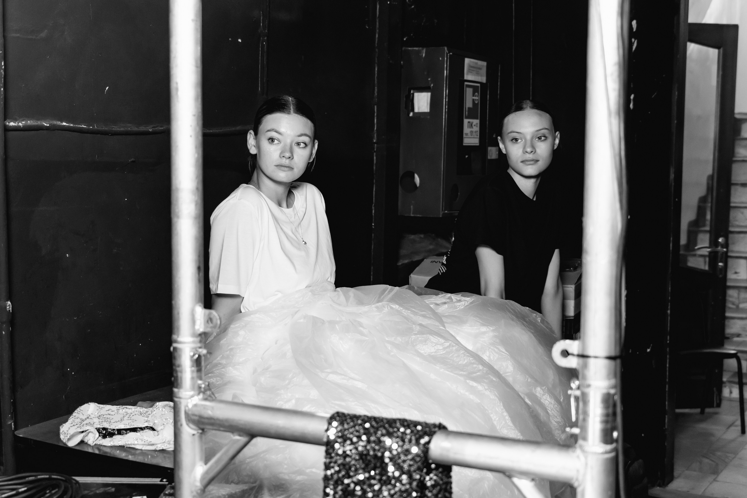 Backstage. Занимаюсь профессиональной фотографией и живу рядом с Байкалом. Работаю в разных жанрах