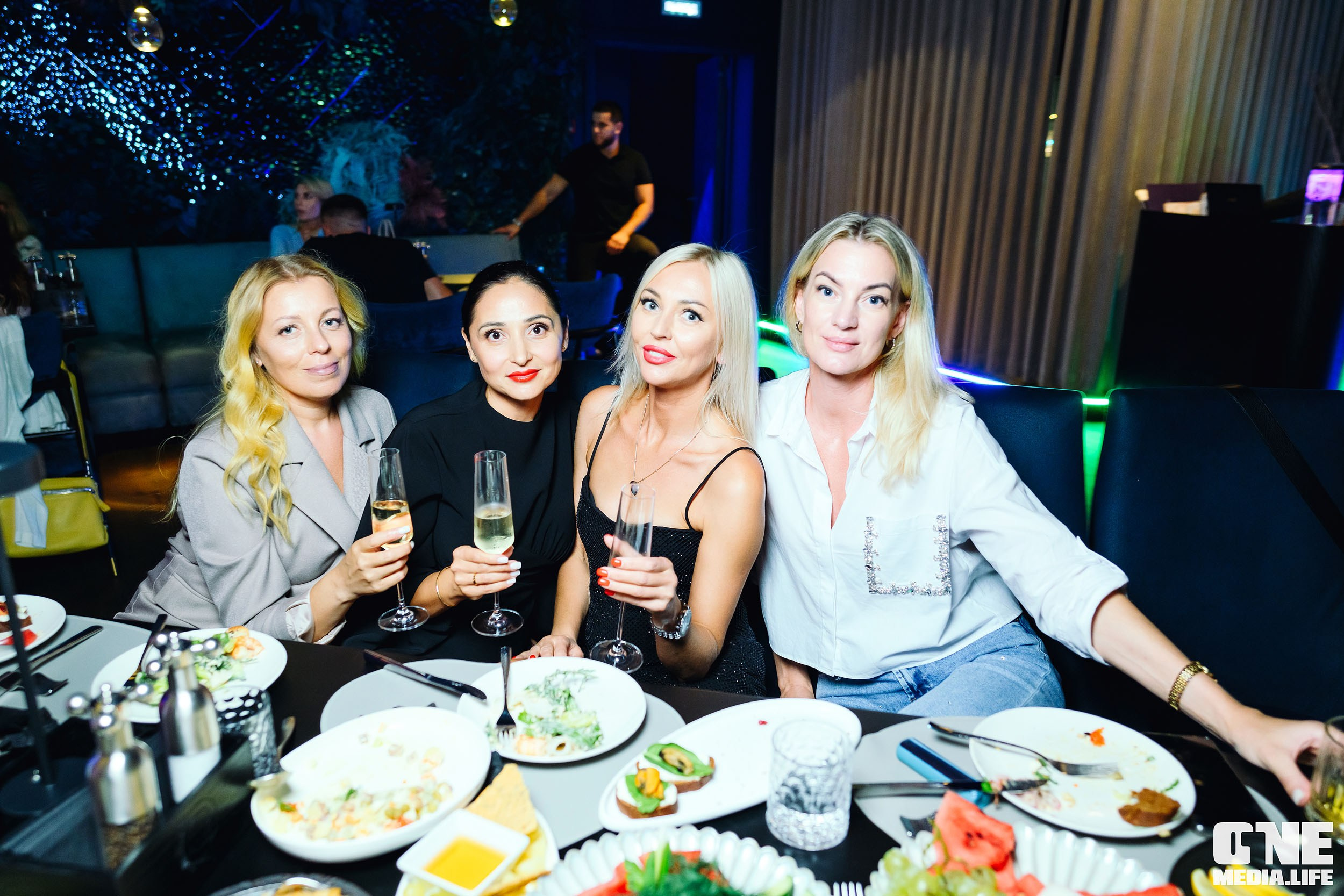 Фоторепортаж из ресторана Океан. One Media Life: фоторепортажи, фотоотчеты с мероприятий и заведений
