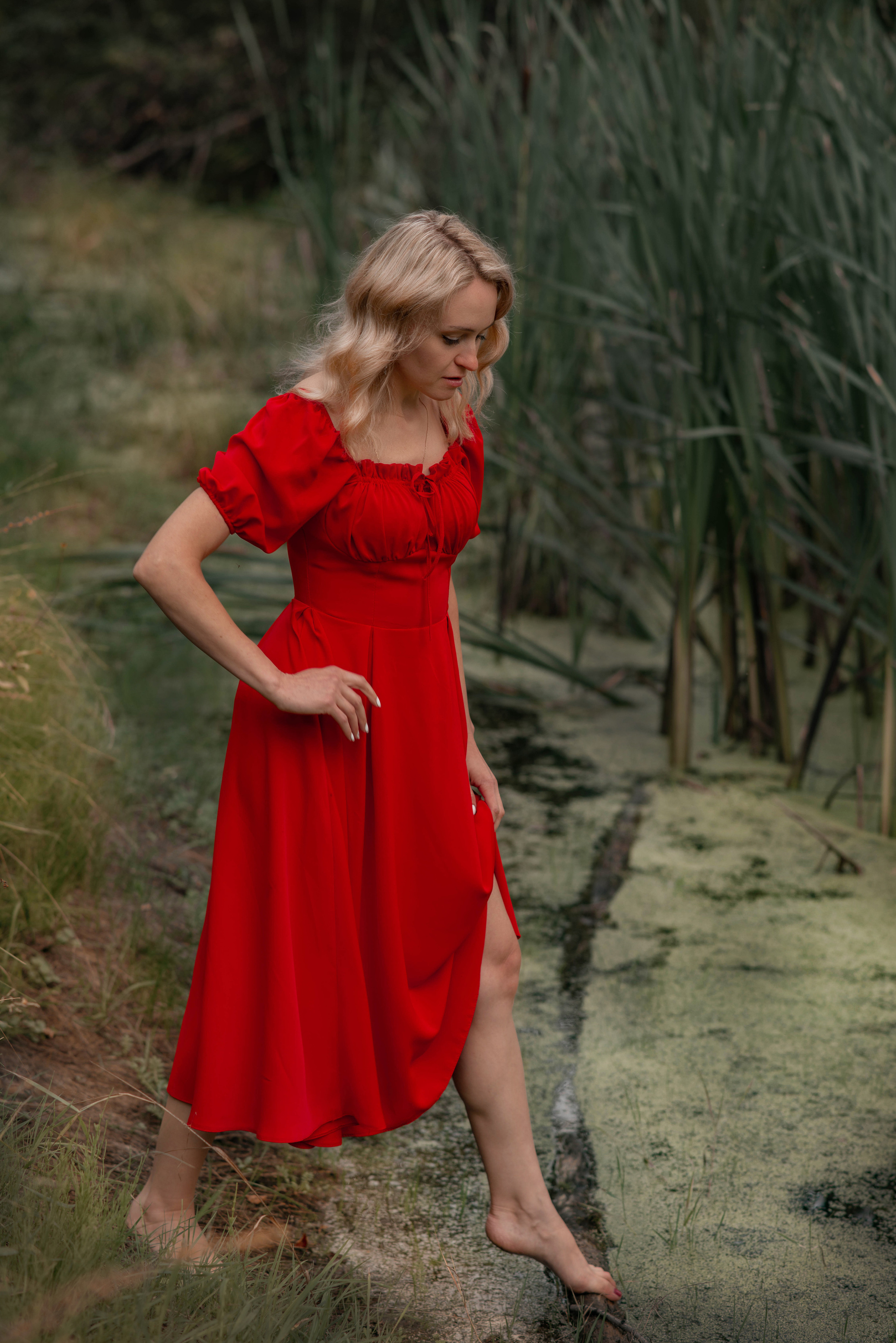 Девушка в красном. Семейный и свадебный фотограф в Абакане Юлия Су