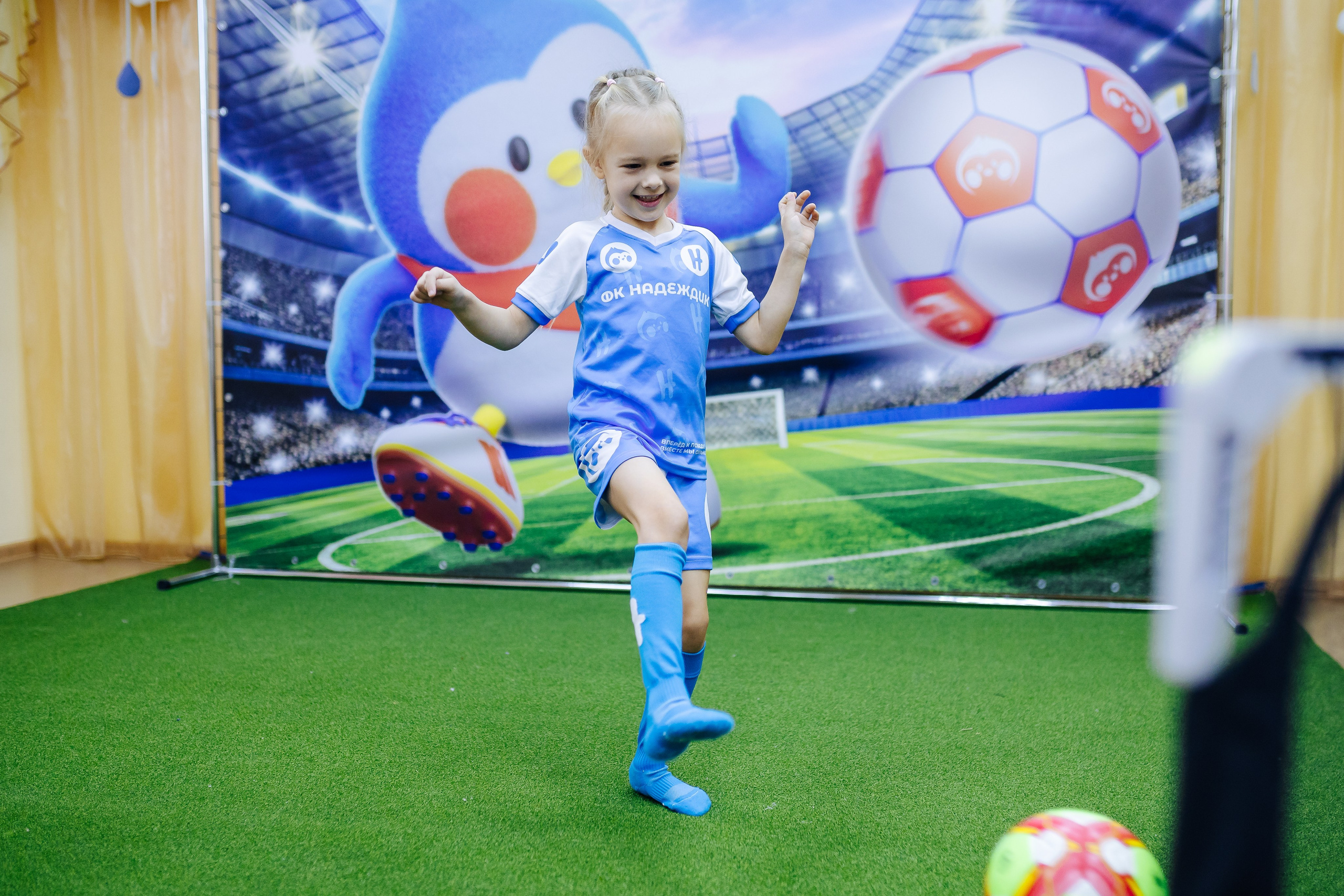 Фотосессия с кубком в детских садах г. Магнитогорска. Денис Прохоров Фотограф в г. Магнитогорск