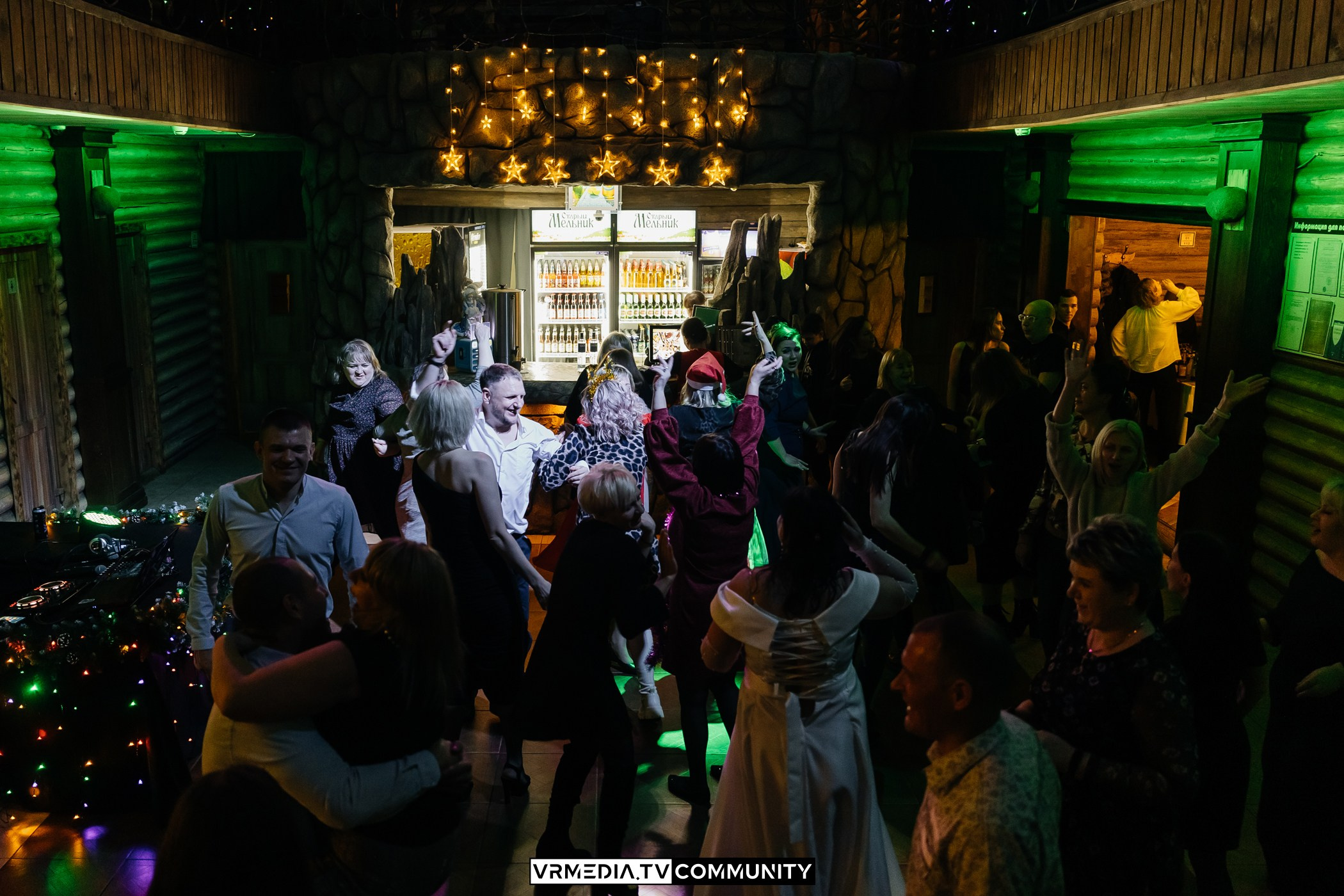 Новогодний вечер у «Петровича»