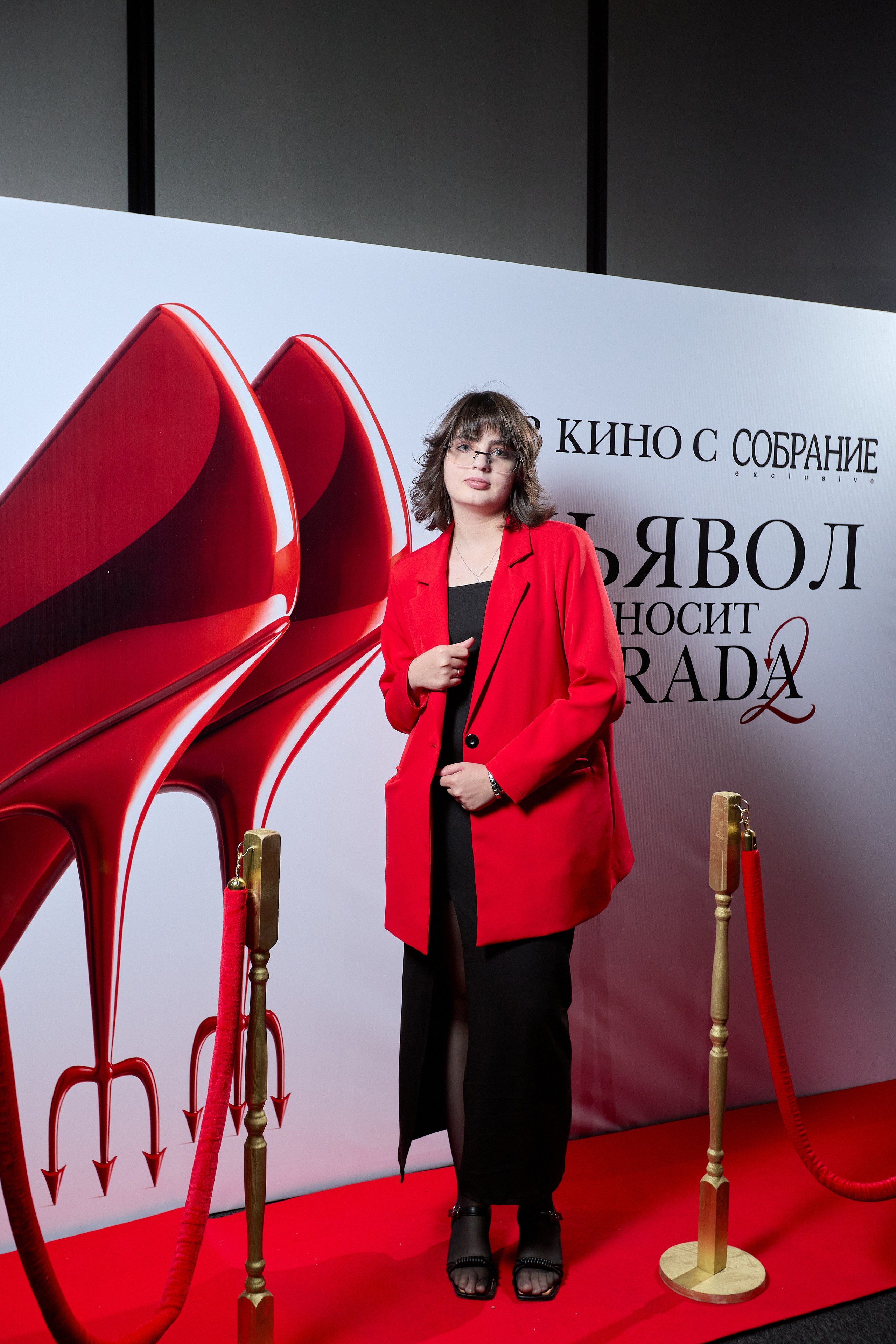 СОБРАНИЕ х ДЬЯВОЛ НОСИТ PRADA 2. СВОИ. ФОТООТЧЕТЫ-СОБЫТИЯ-МЕСТА