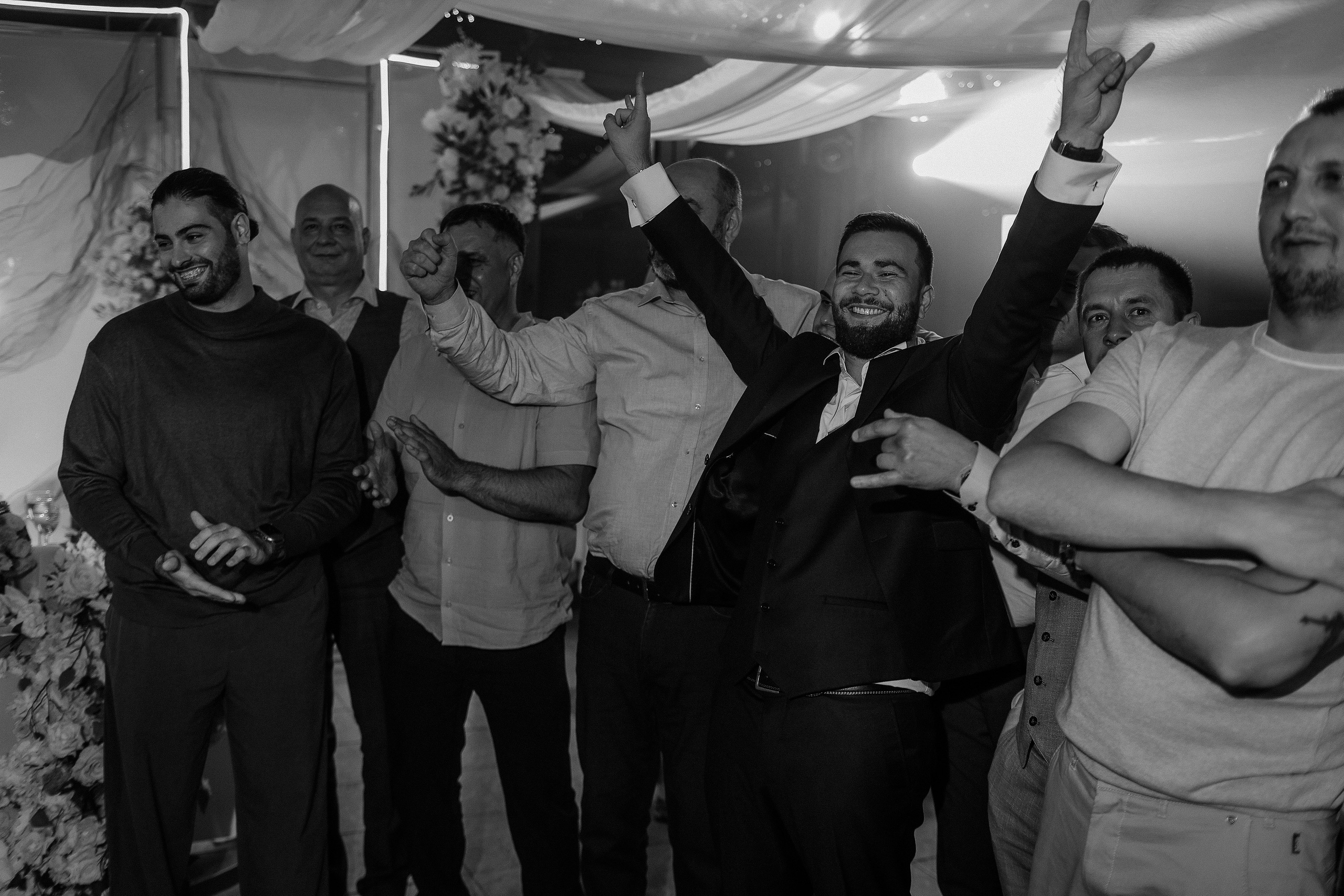 ЮРИЙ&ВАЛЕРИЯ. Фотограф Константин Неретин Магнитогорск, Челябинск, Екатеринбург, Москва, Питер, Тюмень