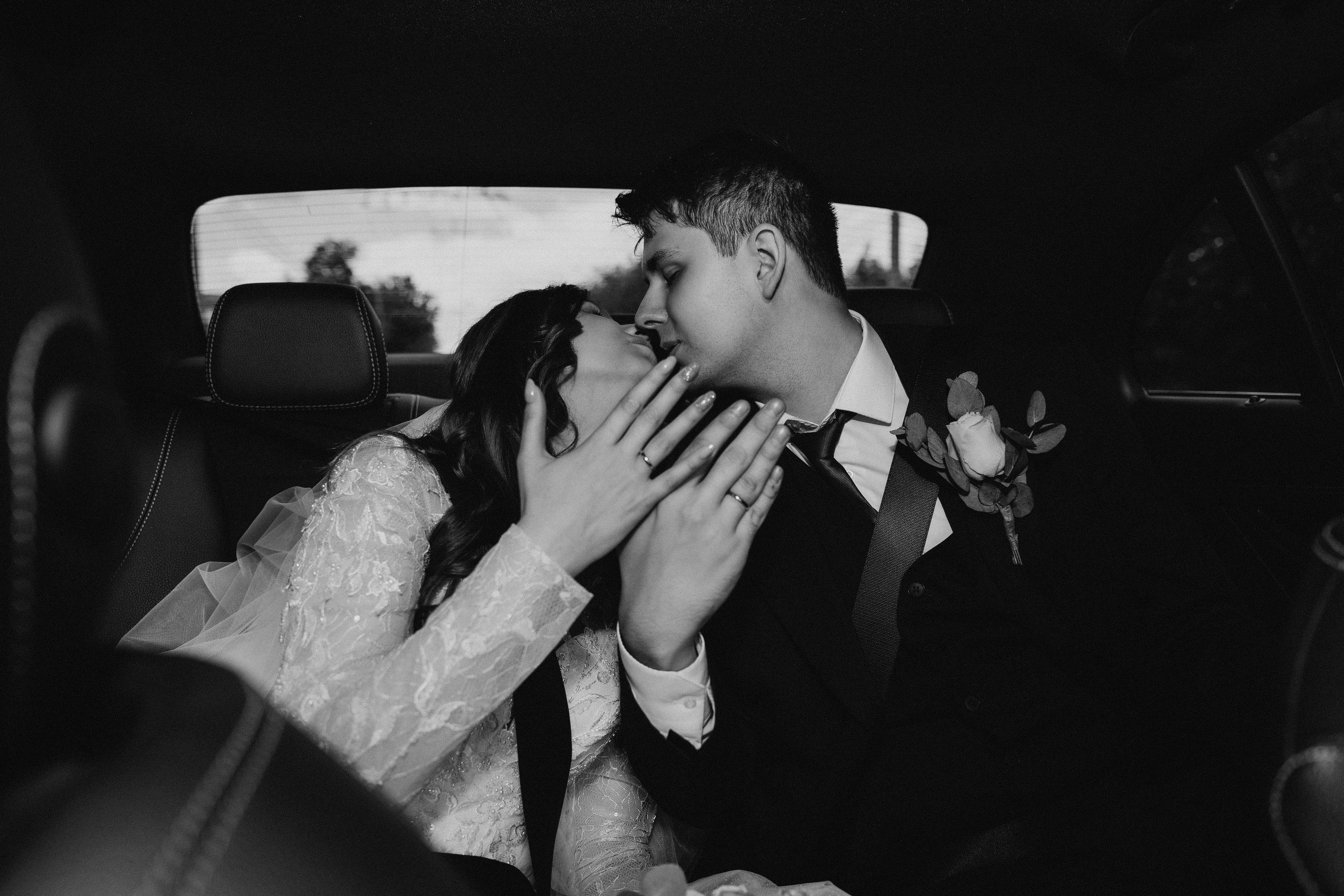 Фотосессия свадьбы Ивана и Александры в парке Горки Ленинские