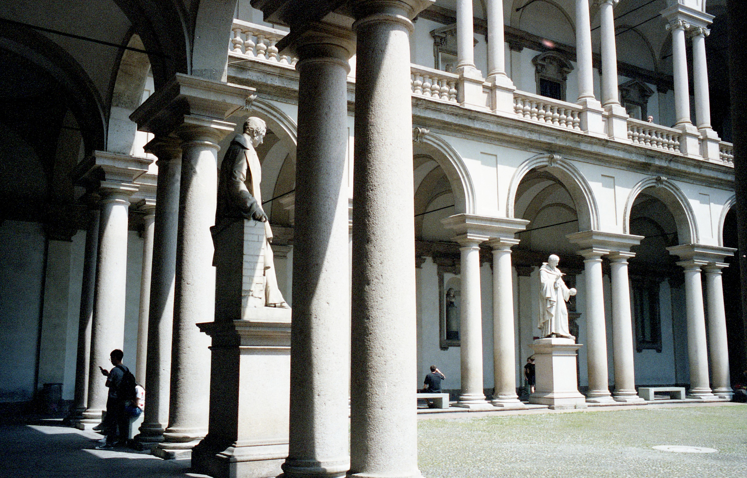 Милан, Италия. Елена Никитина. Фотохудожник. Пленочная фотография. Принты