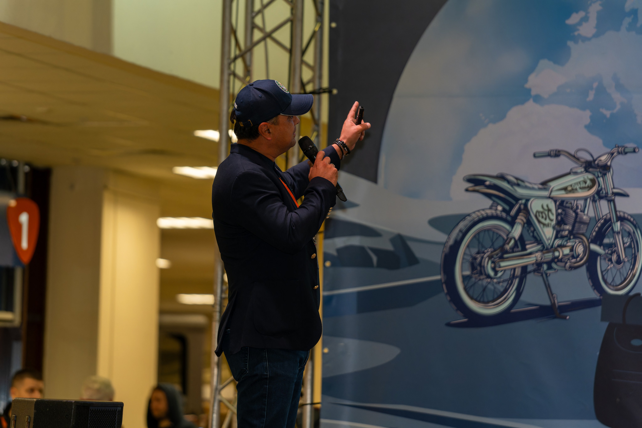 Прогулка по выставке Поехали 2023. «Студия DRONAVT`s» — видеосъёмка и фотография г. Москва