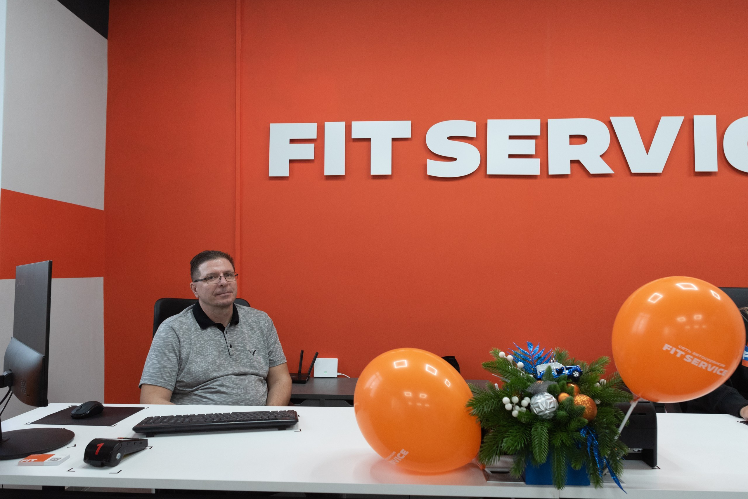 Автосервис Fit Service Открытие. Фотограф Максим Буряк